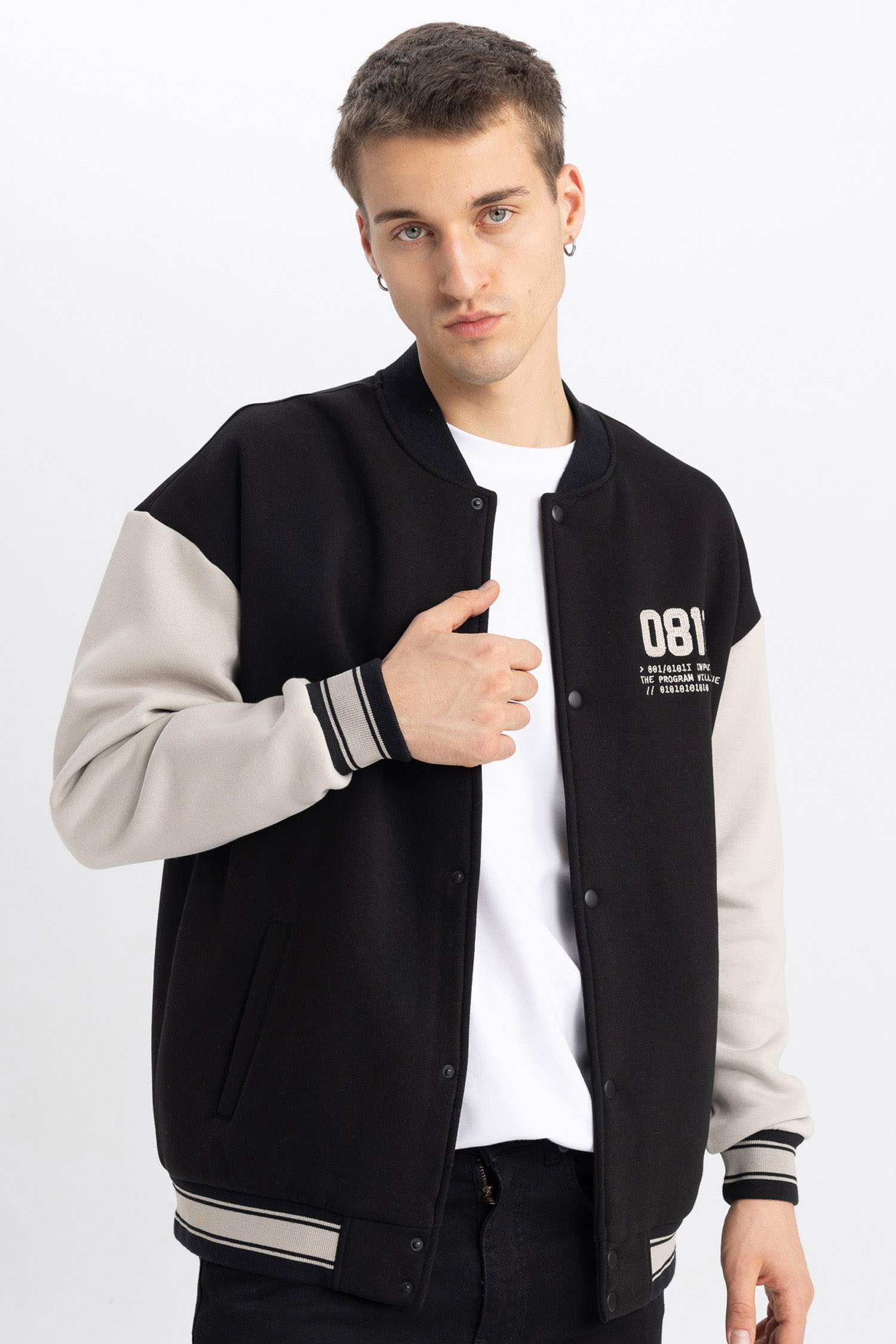 جاكيت بومبر قماش سميك اوفر سايز ببطانة ناعمة