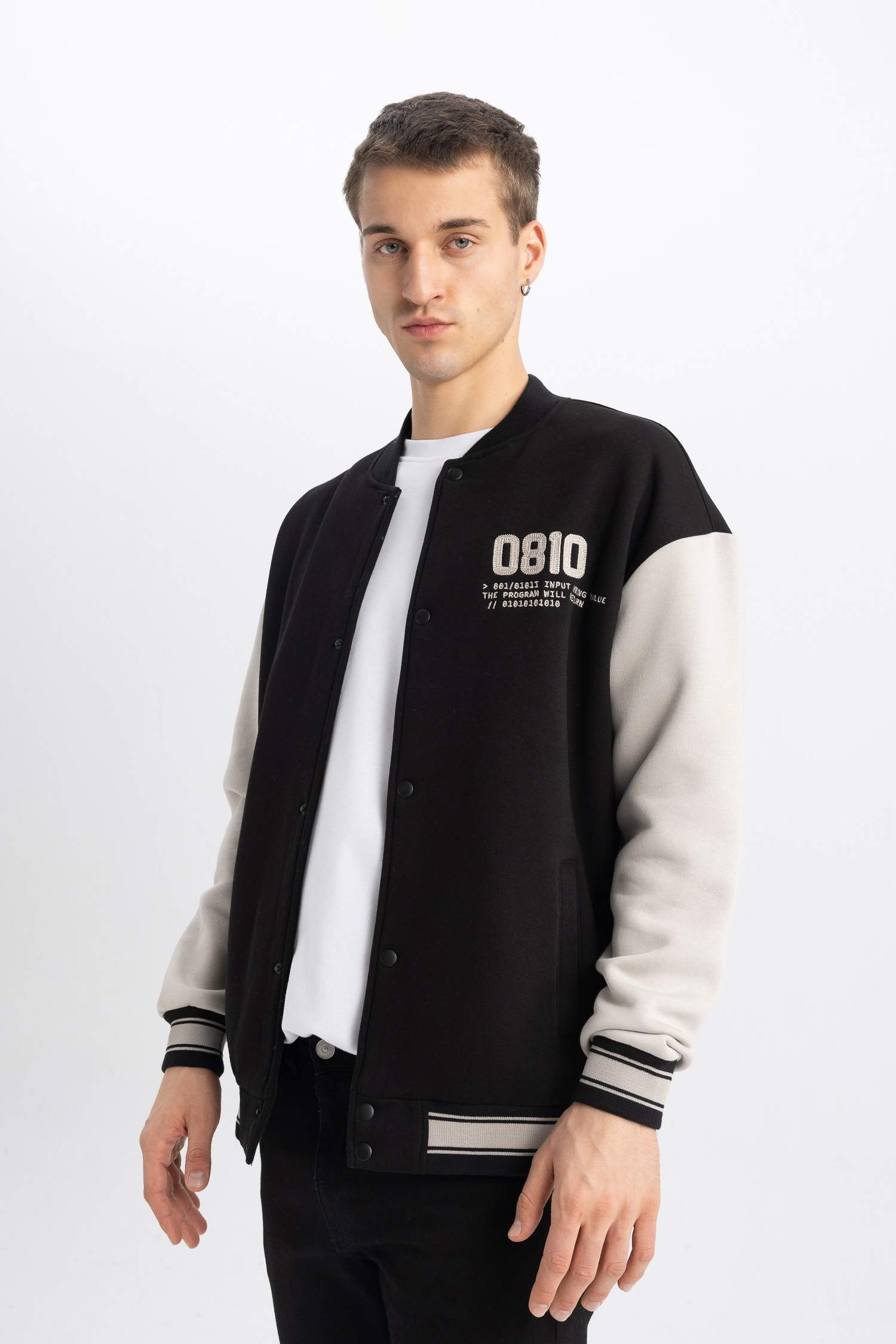 جاكيت بومبر قماش سميك اوفر سايز ببطانة ناعمة