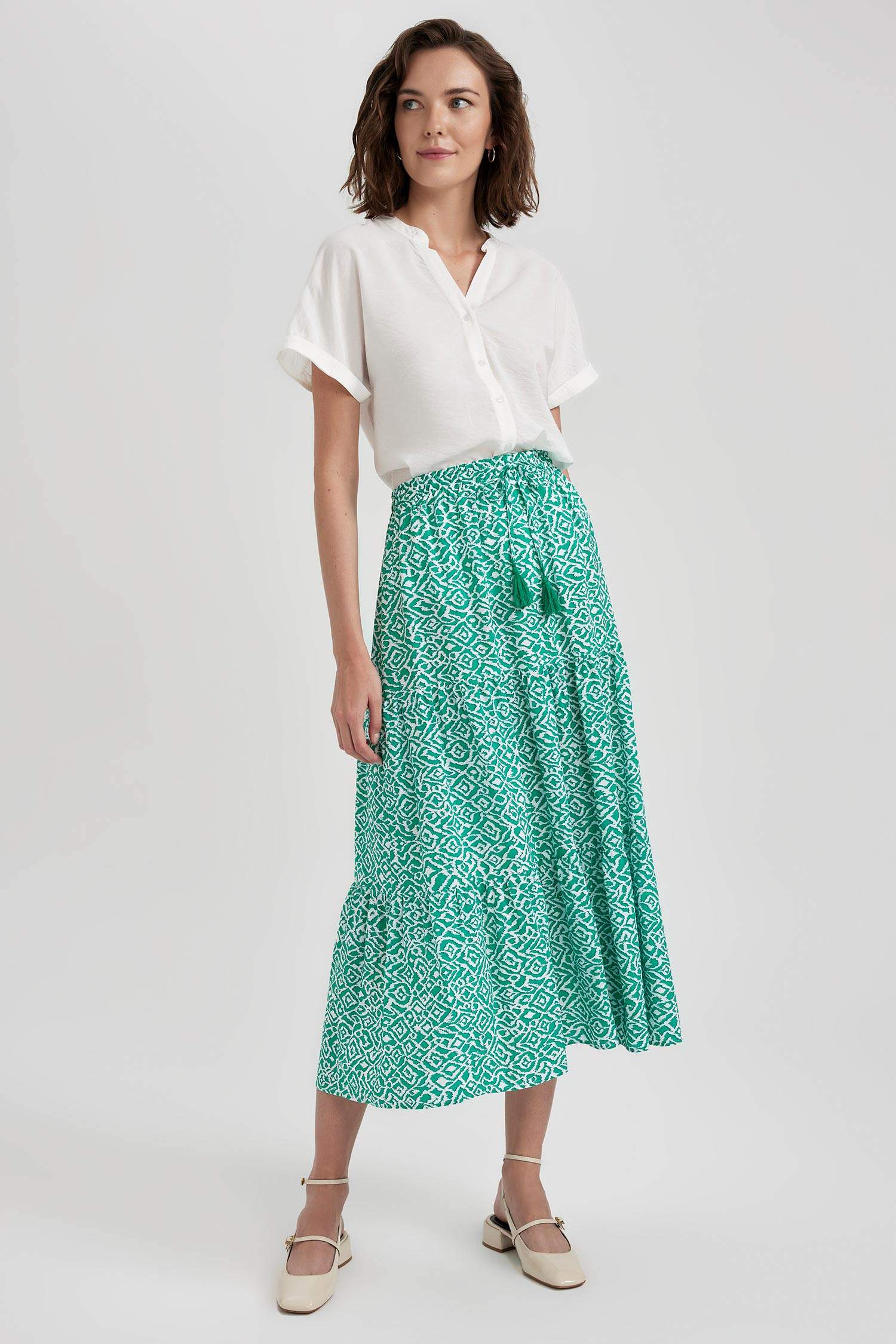 Green Woman Crinkle Viscose Midi Skirt 2817328 DeFacto