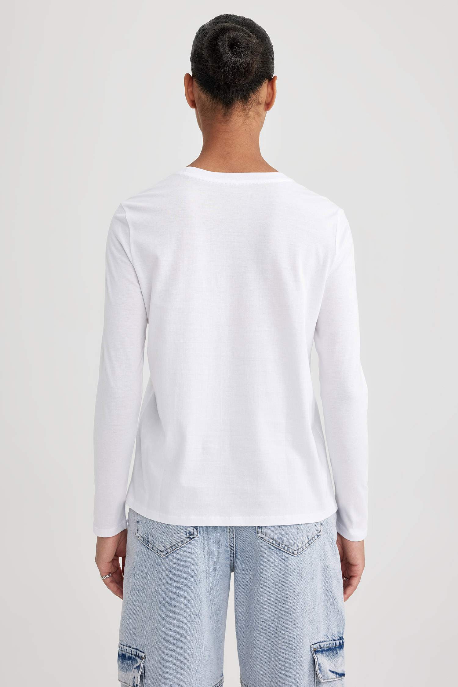 تيشيرت قطن ردن طويل قصة عادية