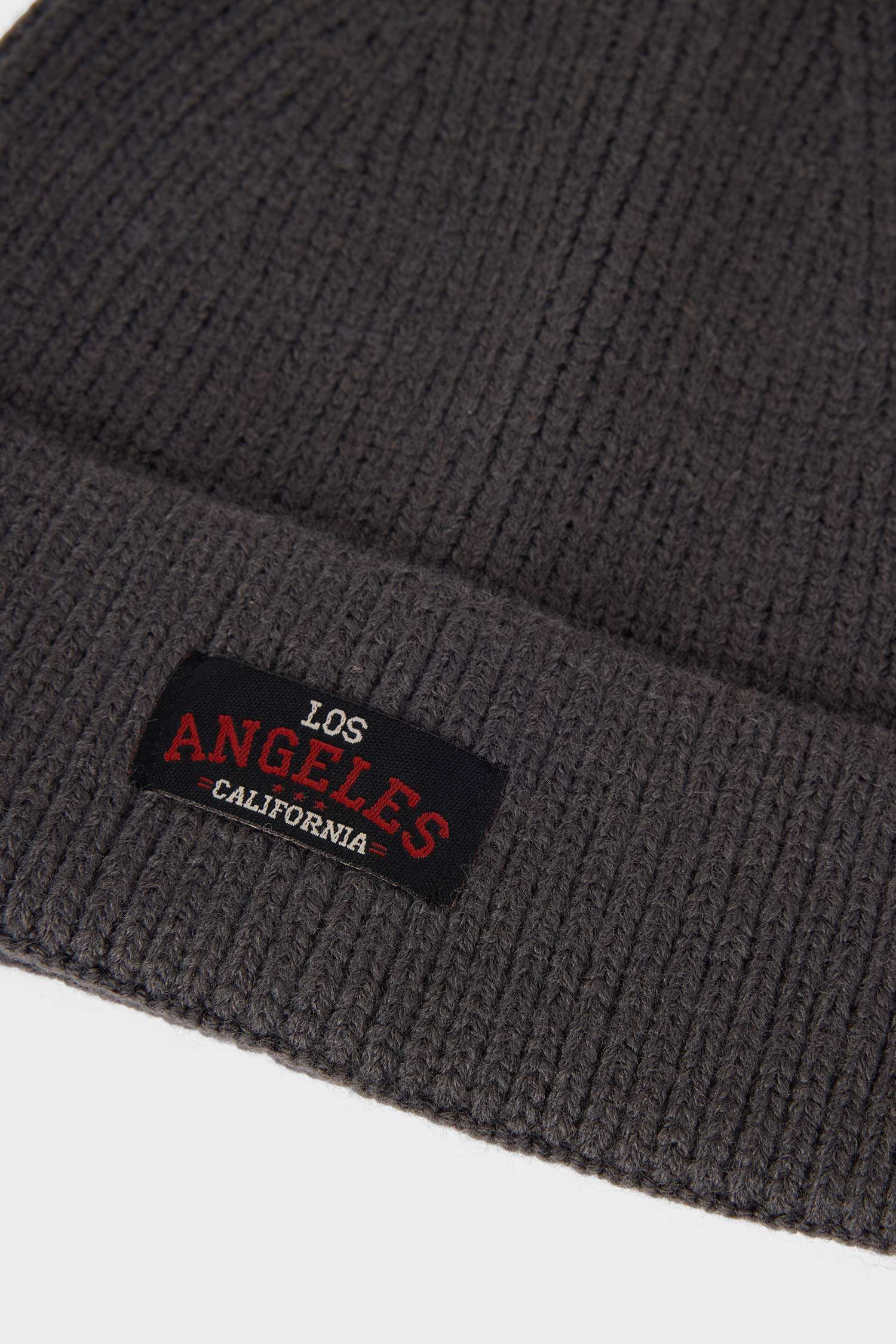 قبعة تريكو باتكيت