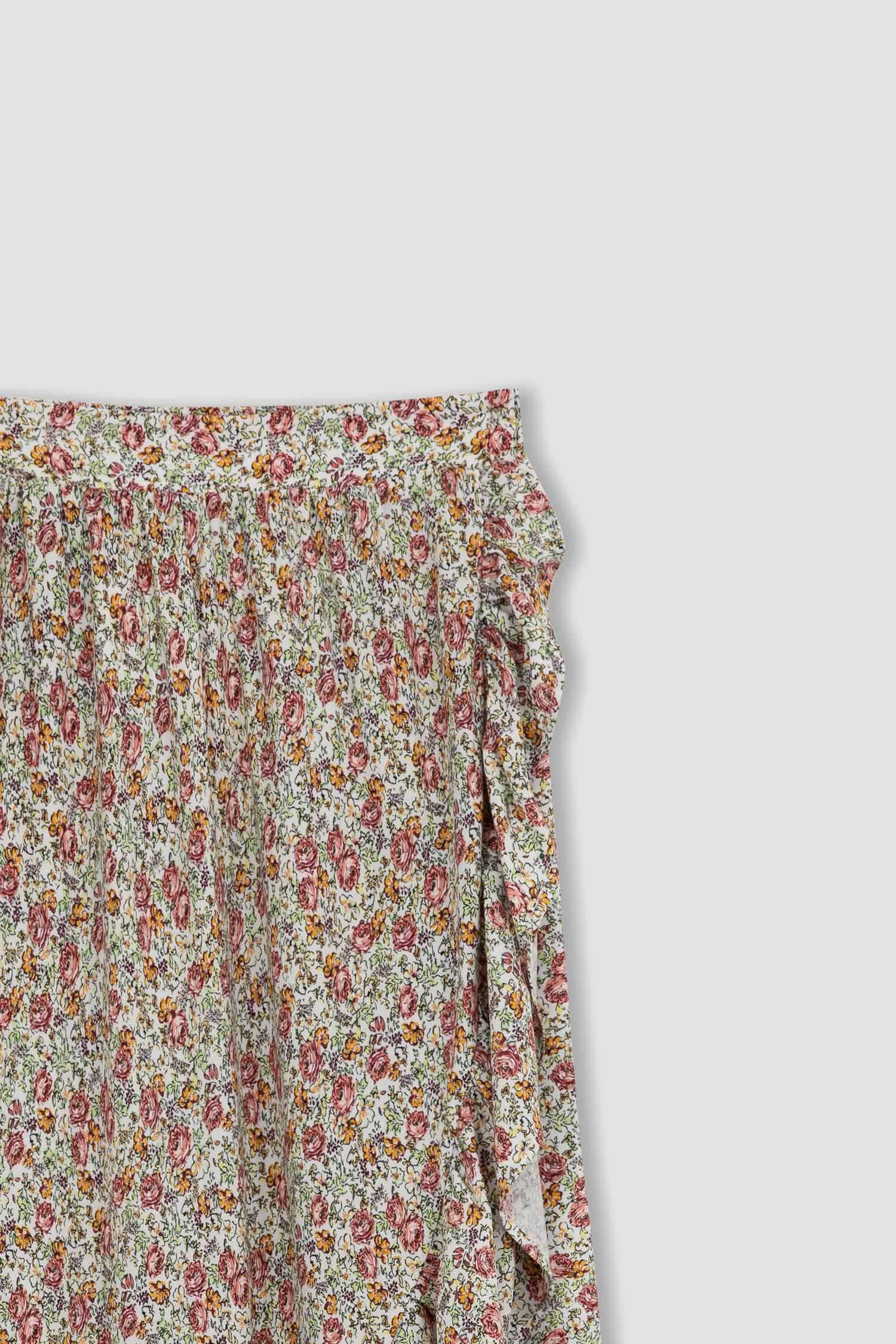 A Cut Patterned Ruffle Midi Skirt