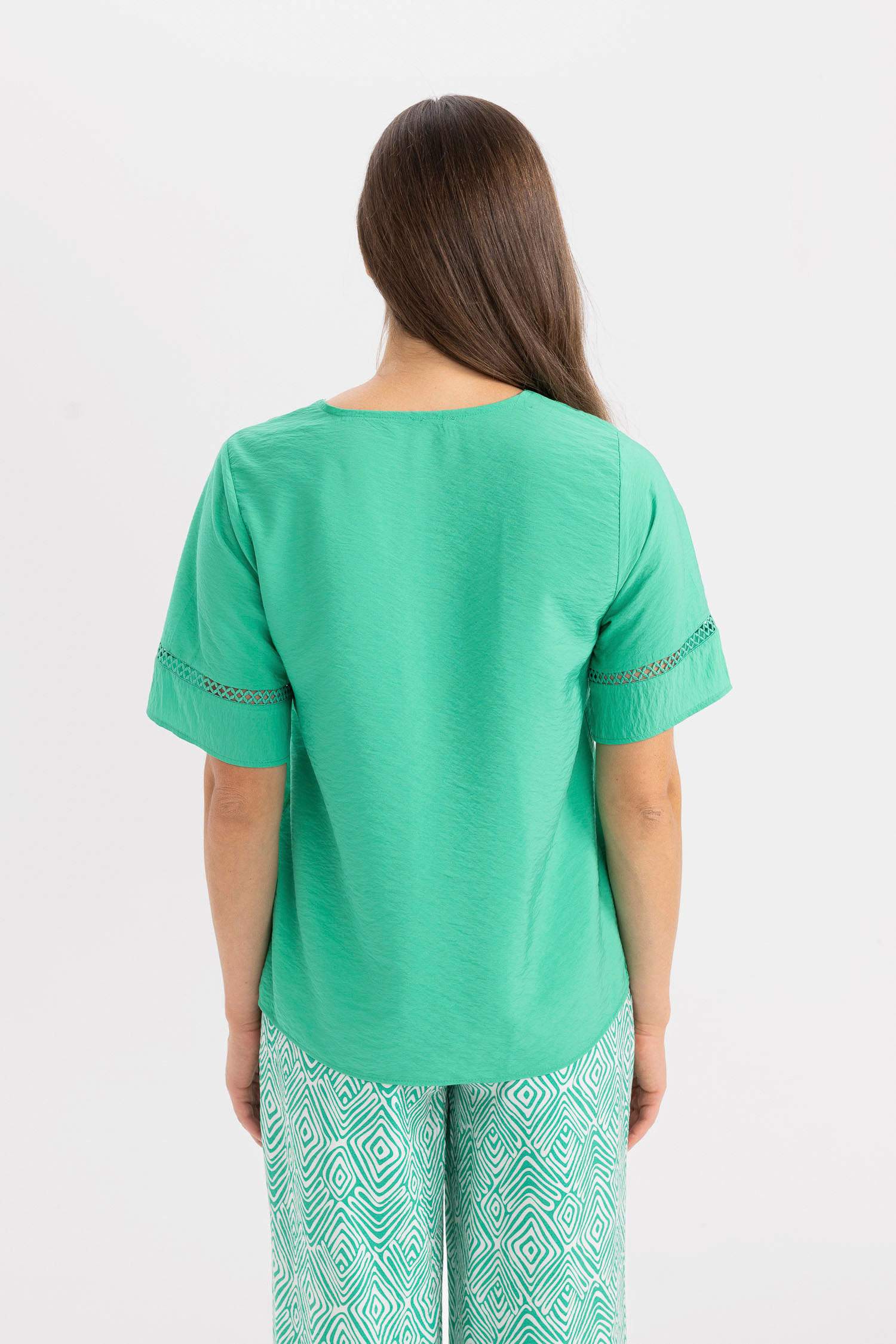 Chemisier à Manches Courtes coupe régulière Col En V