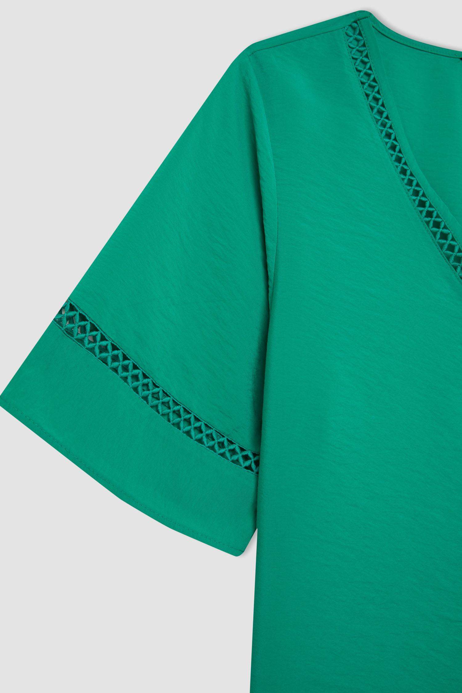 Chemisier à Manches Courtes coupe régulière Col En V