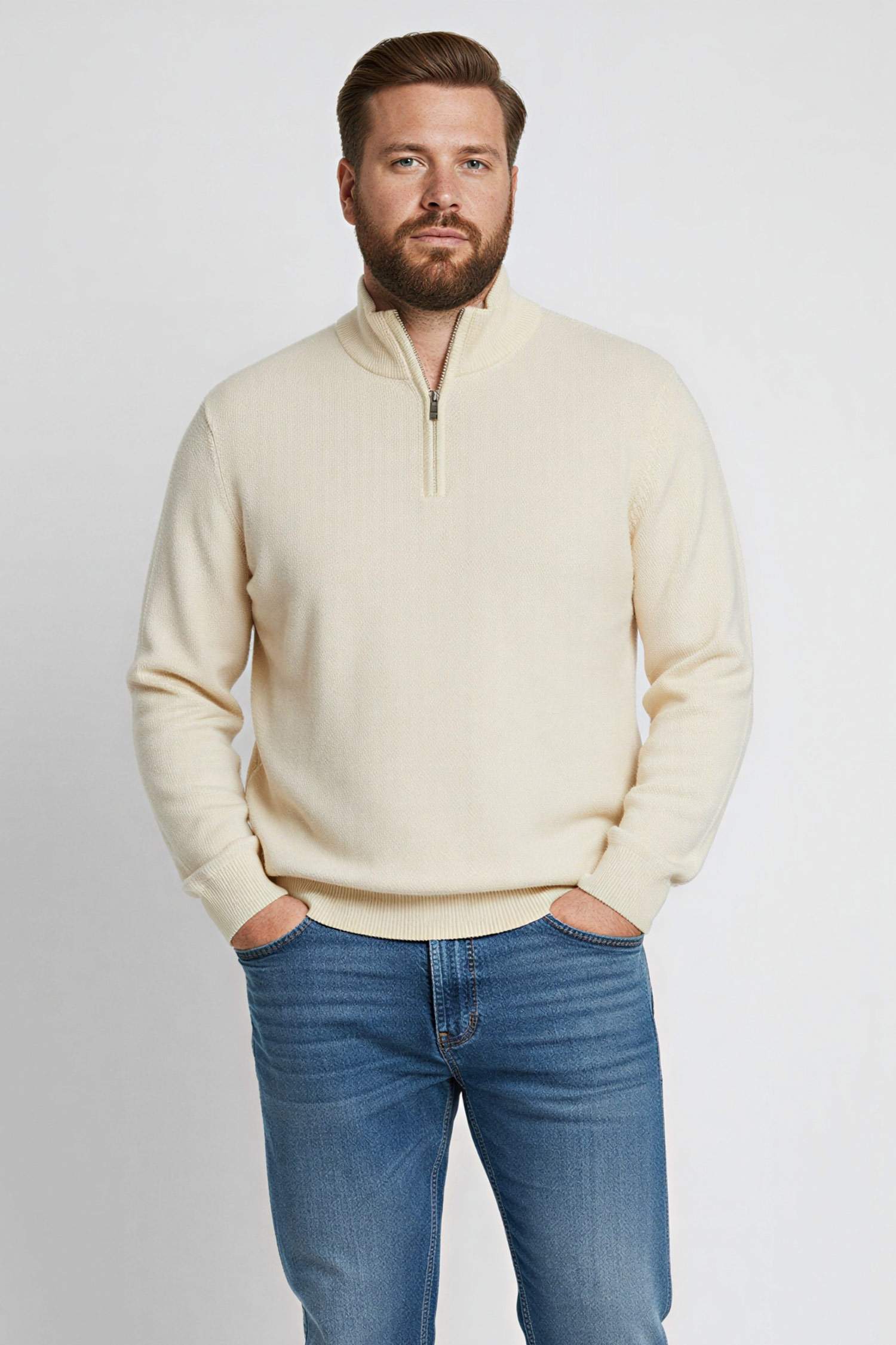 بلوز تريكو قصة عادية بياخة نص سحاب