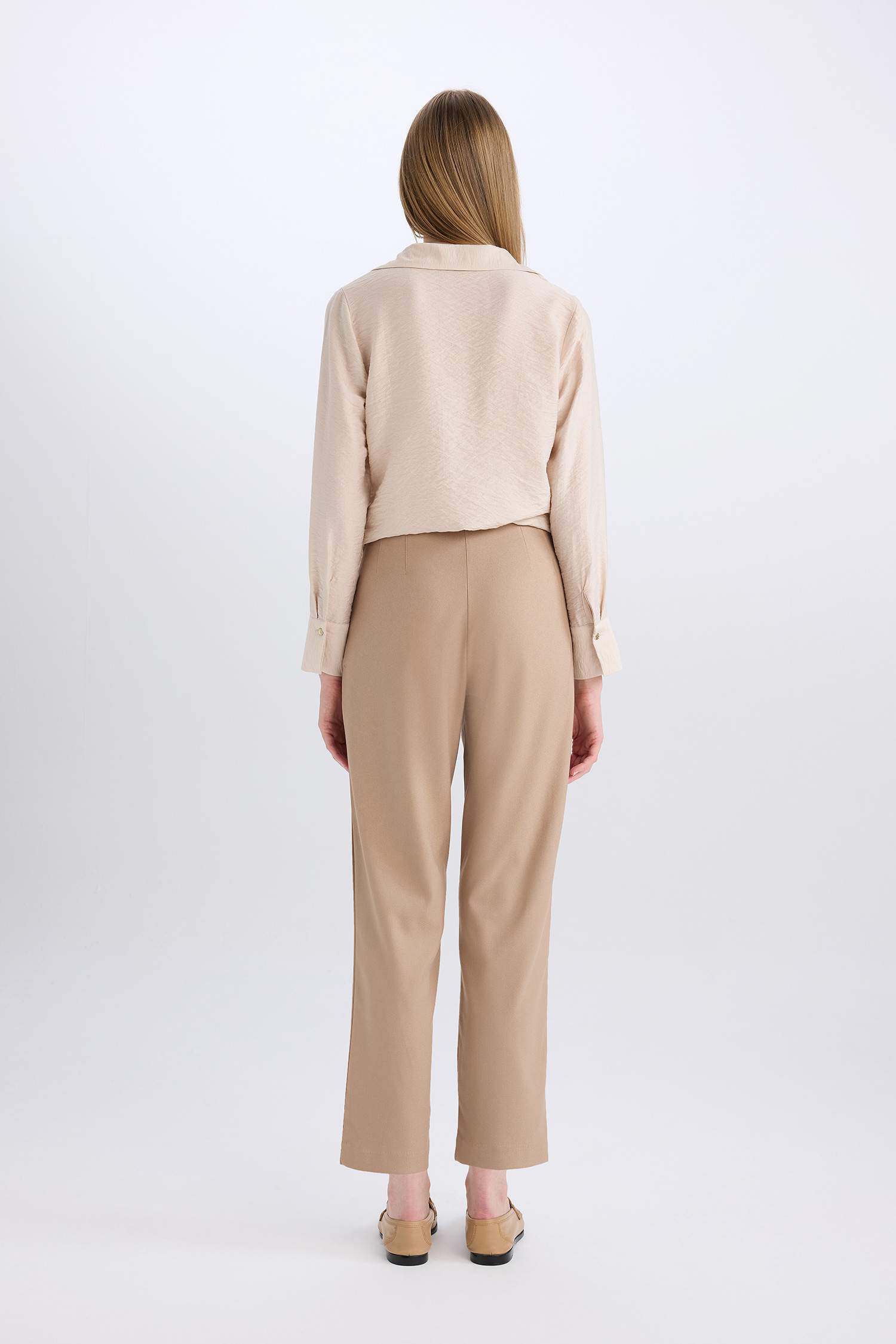 Брюки стандартного кроя