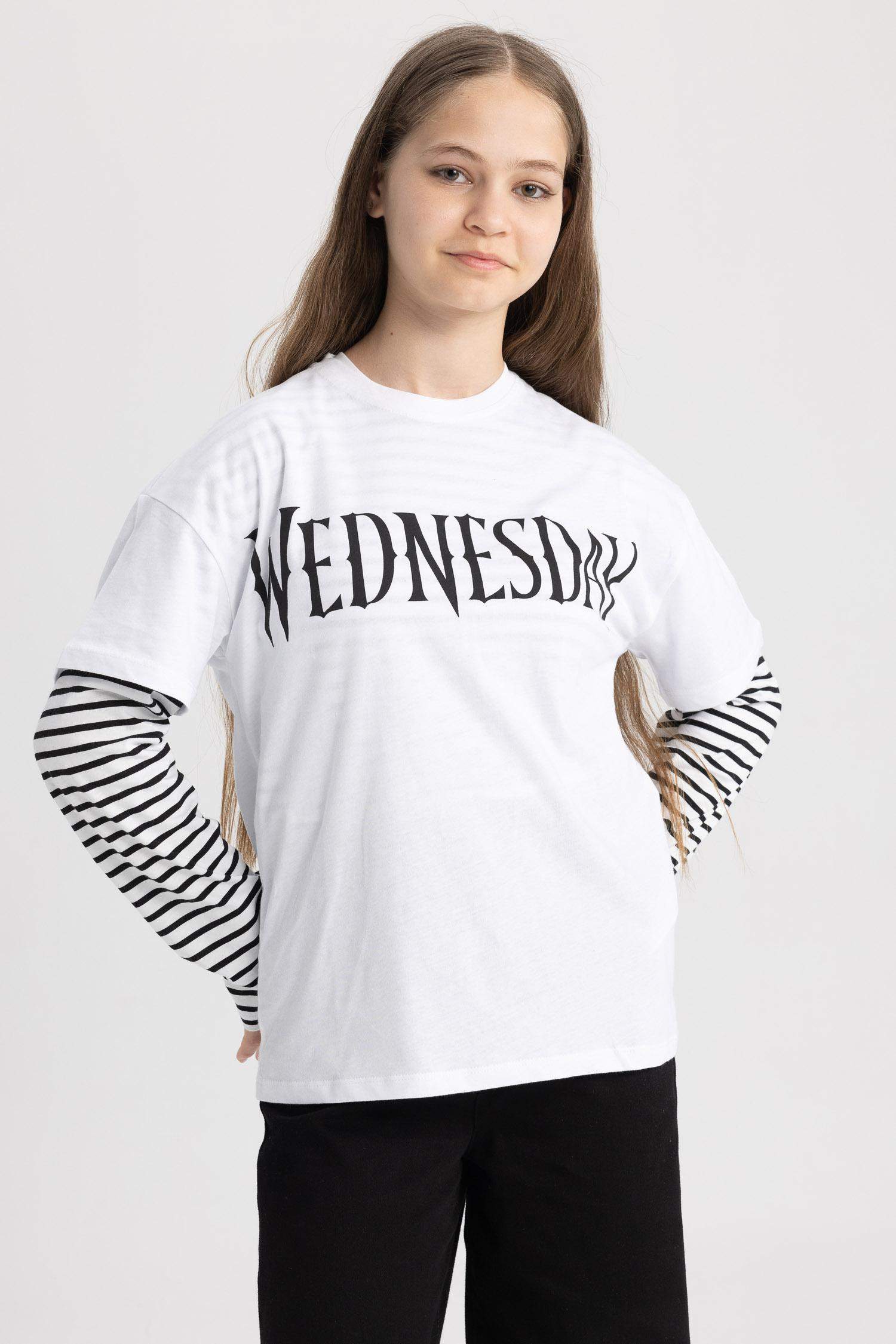 Футболка оверсайз Wednesday для девочек