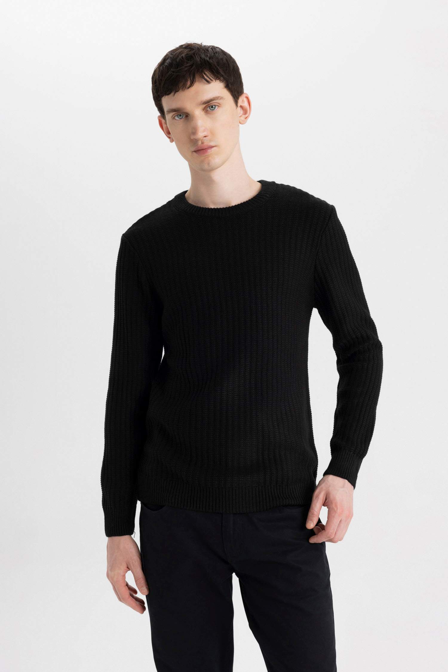 Pull Tricot Coupe standard Col Ras Du Cou