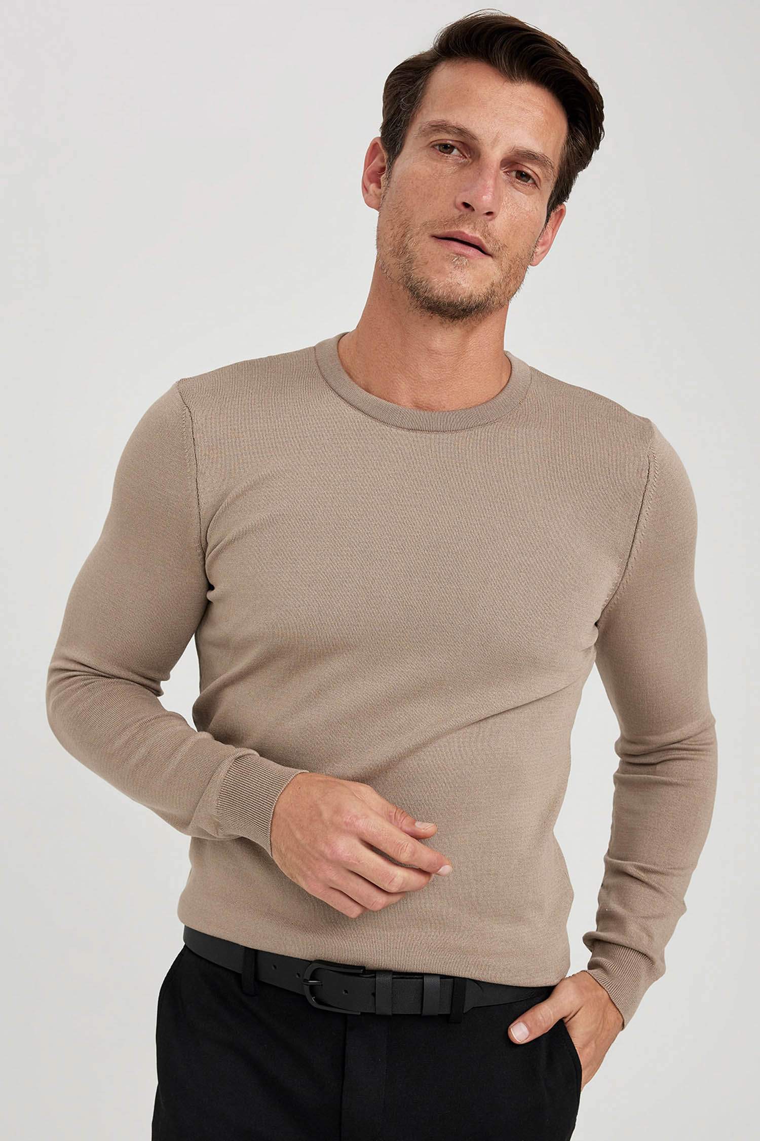 Regular Fit Crew Neck Basic Knitted Comfortable Knitted Pullover