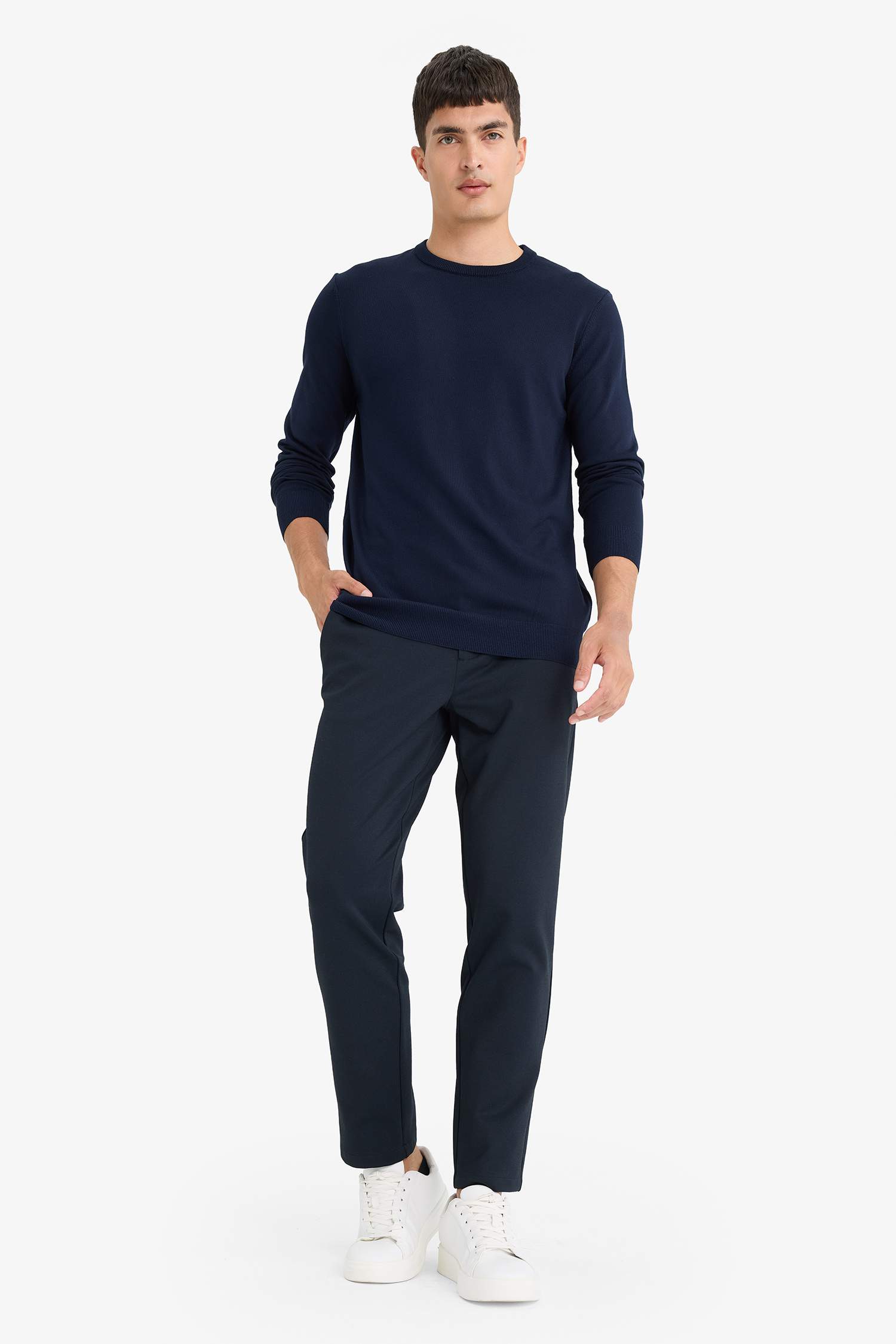 بلوز صوف قصة عادية بياخة مستديرة