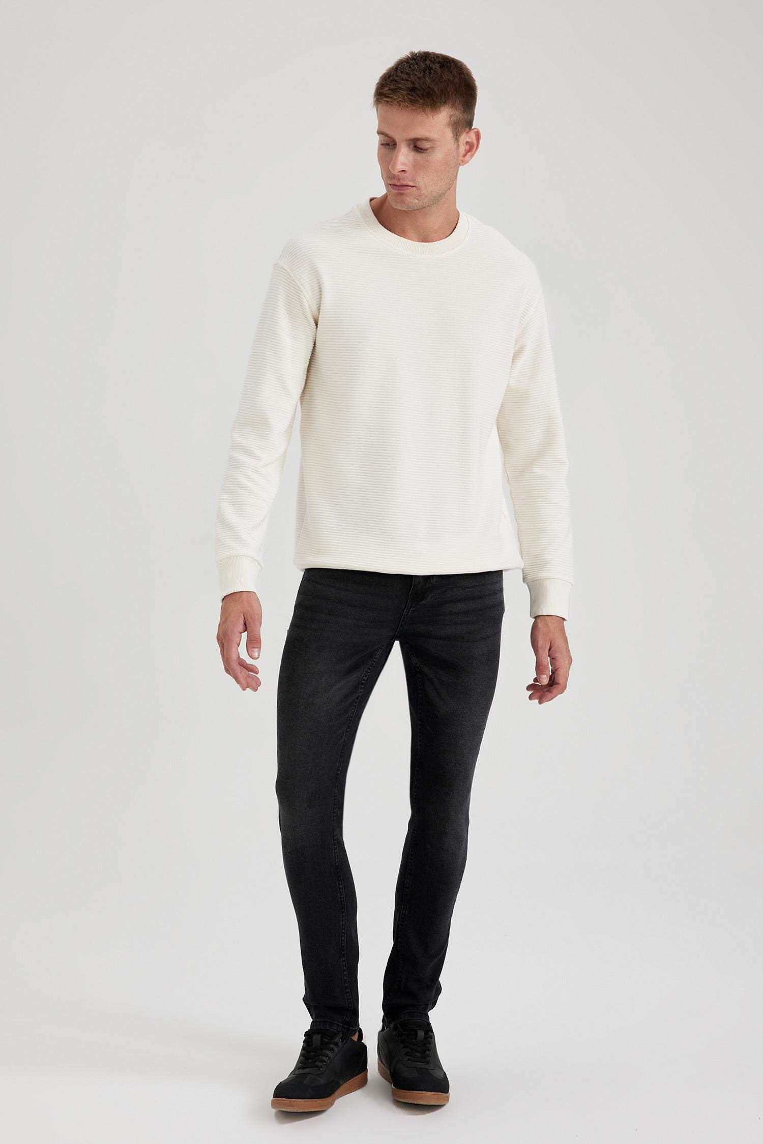 Свитшот базовый комфортного кроя