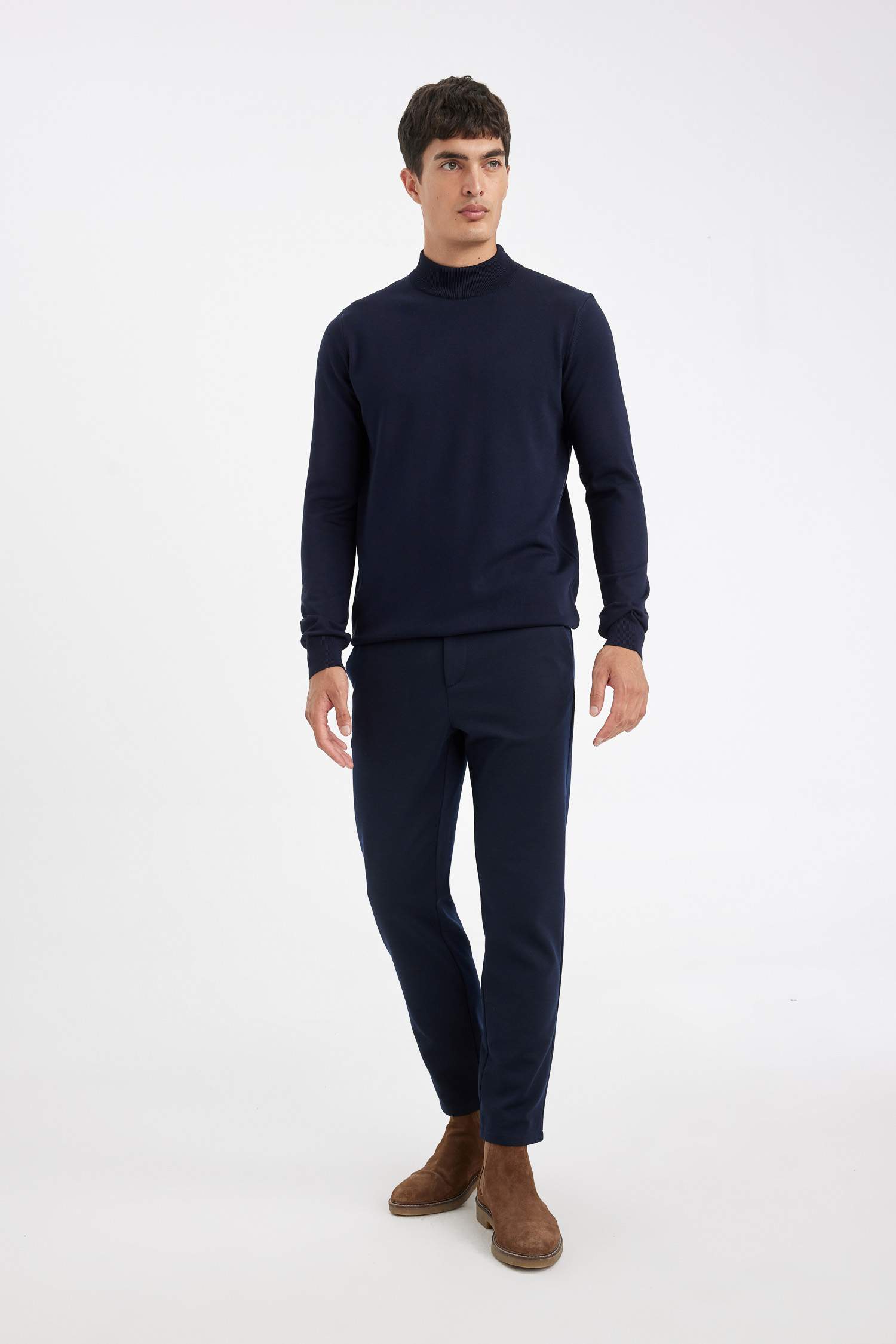 Standard Fit Half Turtleneck Basic Knitted Pullover