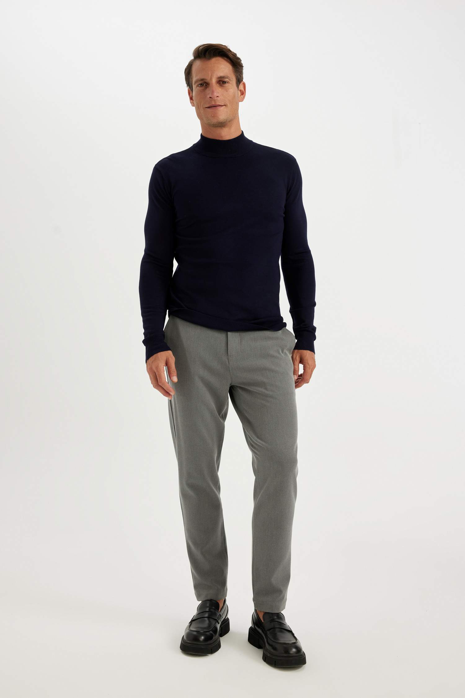 Свитер свободного кроя