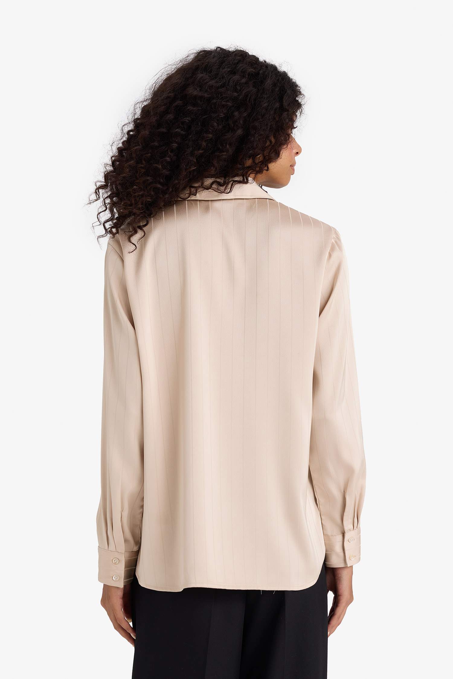 قميص ستان ردن طويل قصة عادية