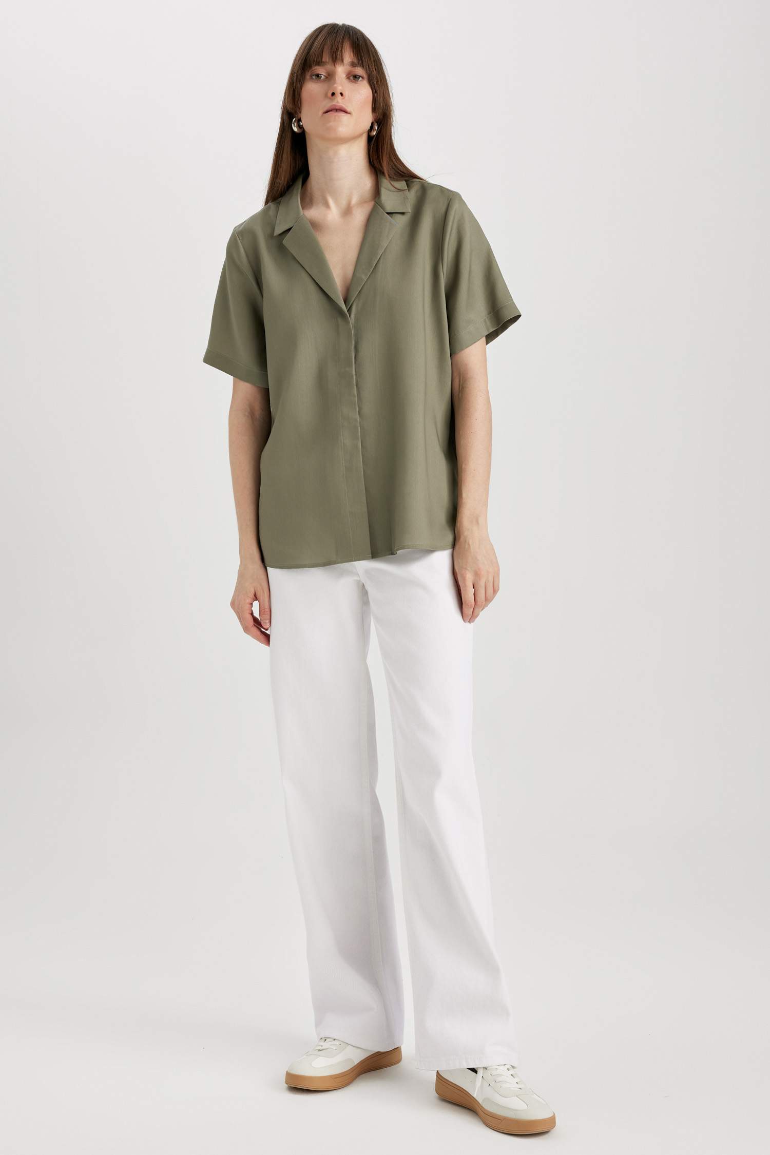 Khaki Woman Regular Fit Sensual Short Sleeve Shirt 2806252 | DeFacto