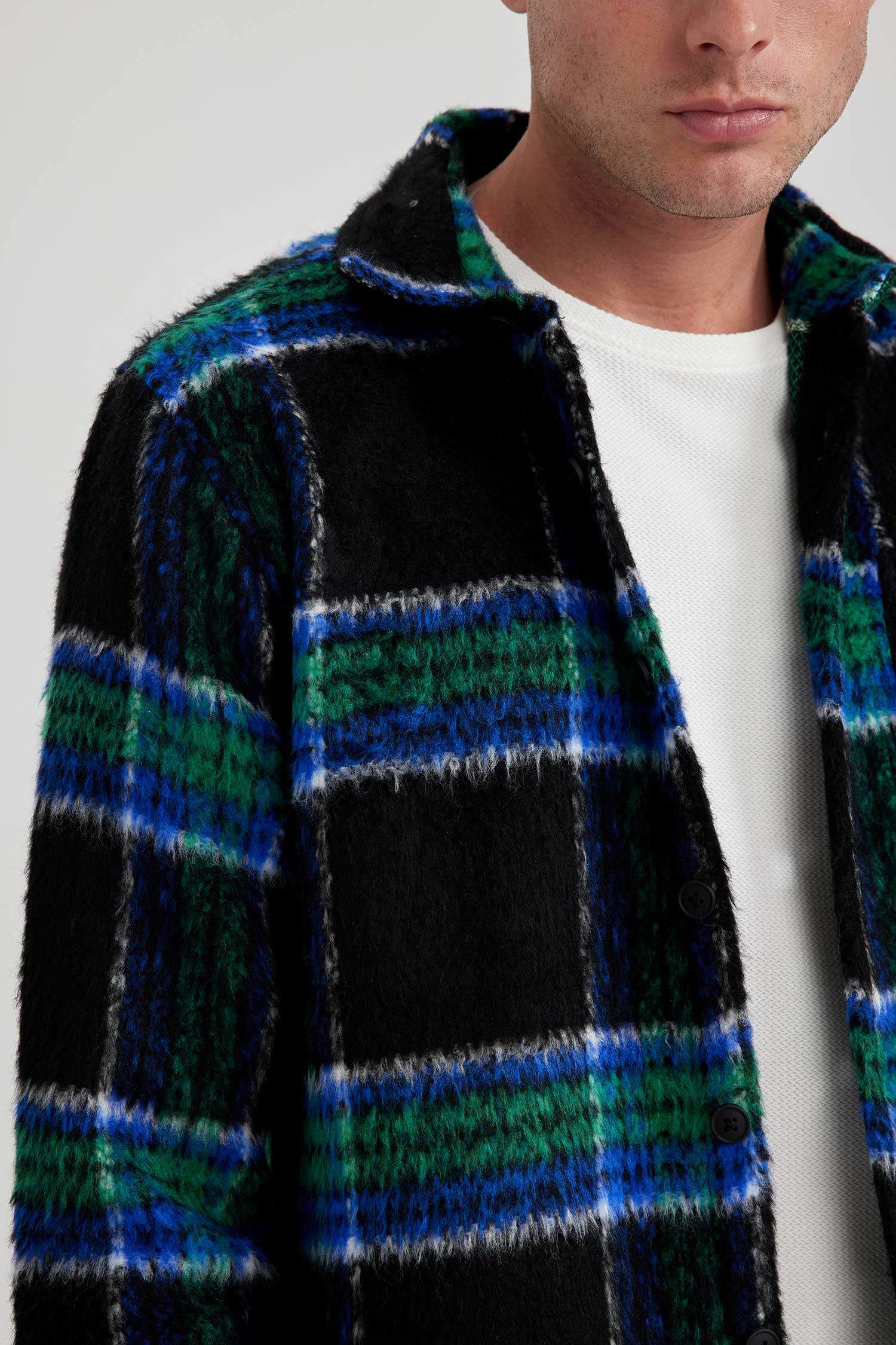 جاكيت قميص كاروهات بقصة عادية بياخة بولو