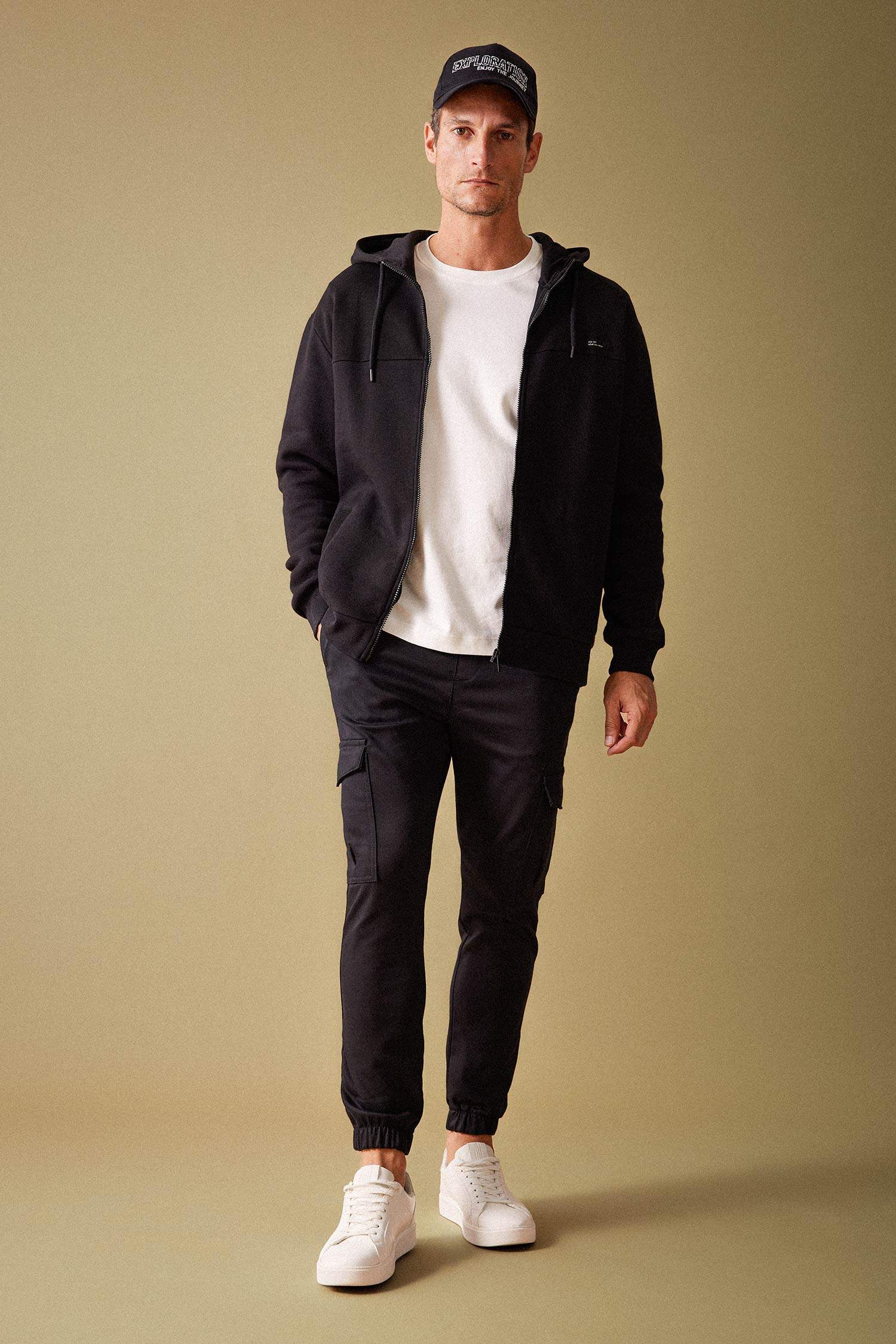 Relax Fit Hooded Zippered Sweatshirt