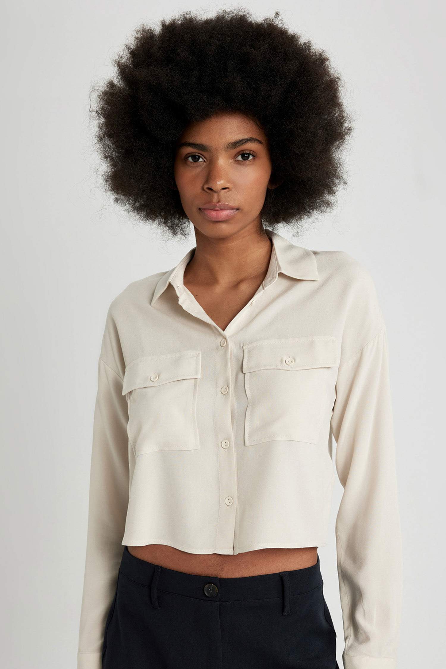 قميص كروب كم طويل قصة عادية