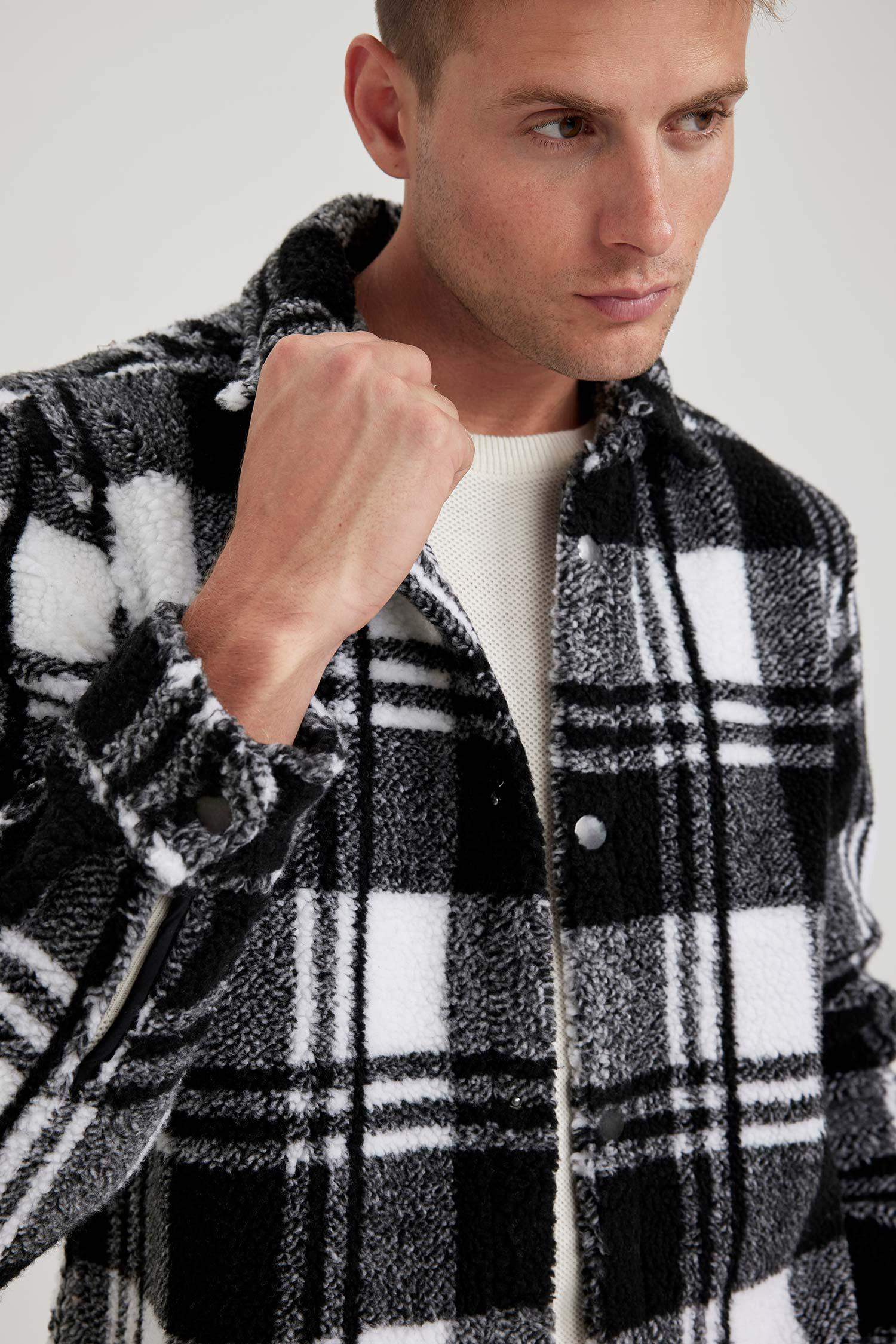 қалыпты пішім Сыртқа киетін жейде