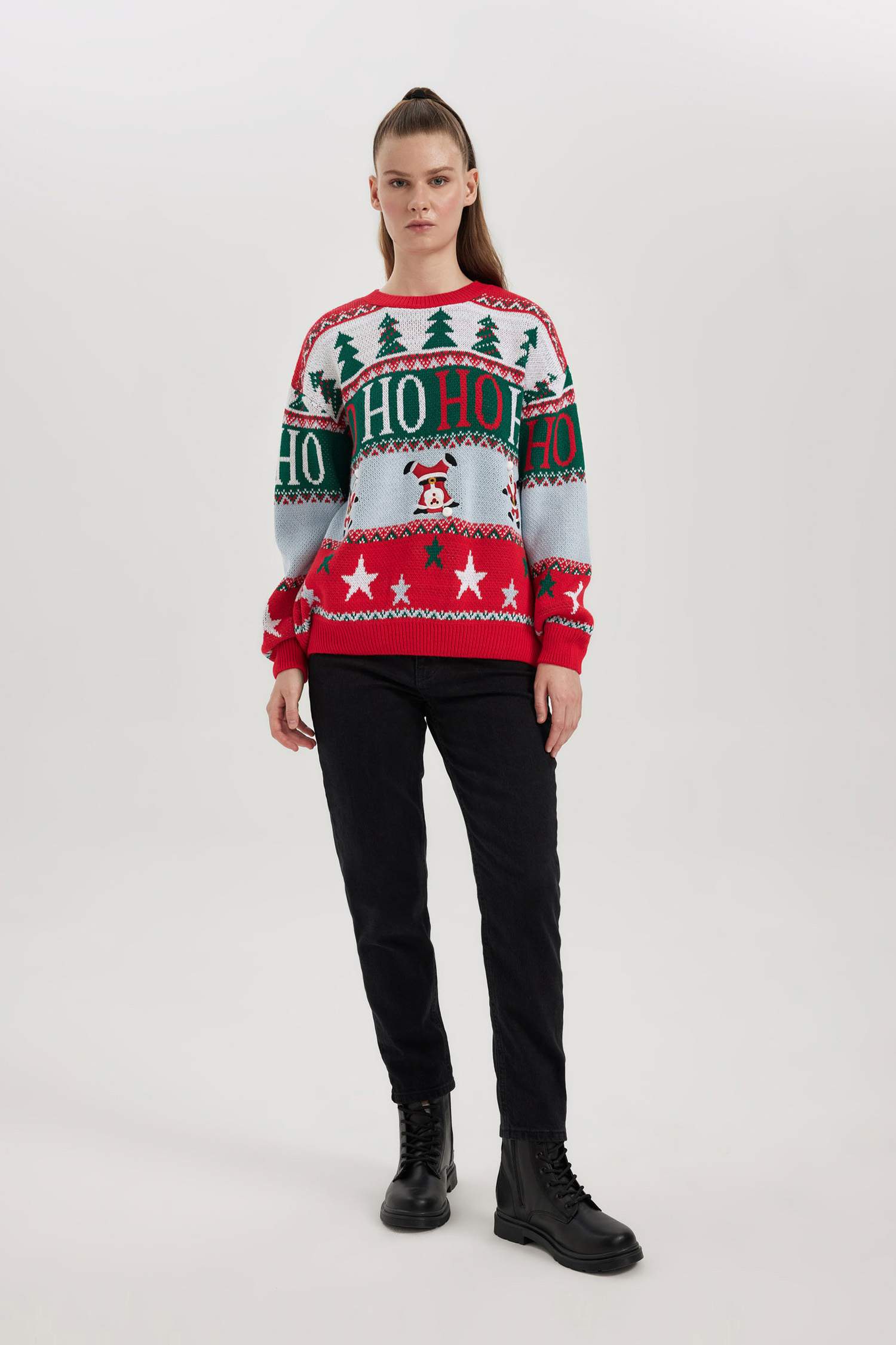 Christmas Themed Crew Neck Knit Pullover