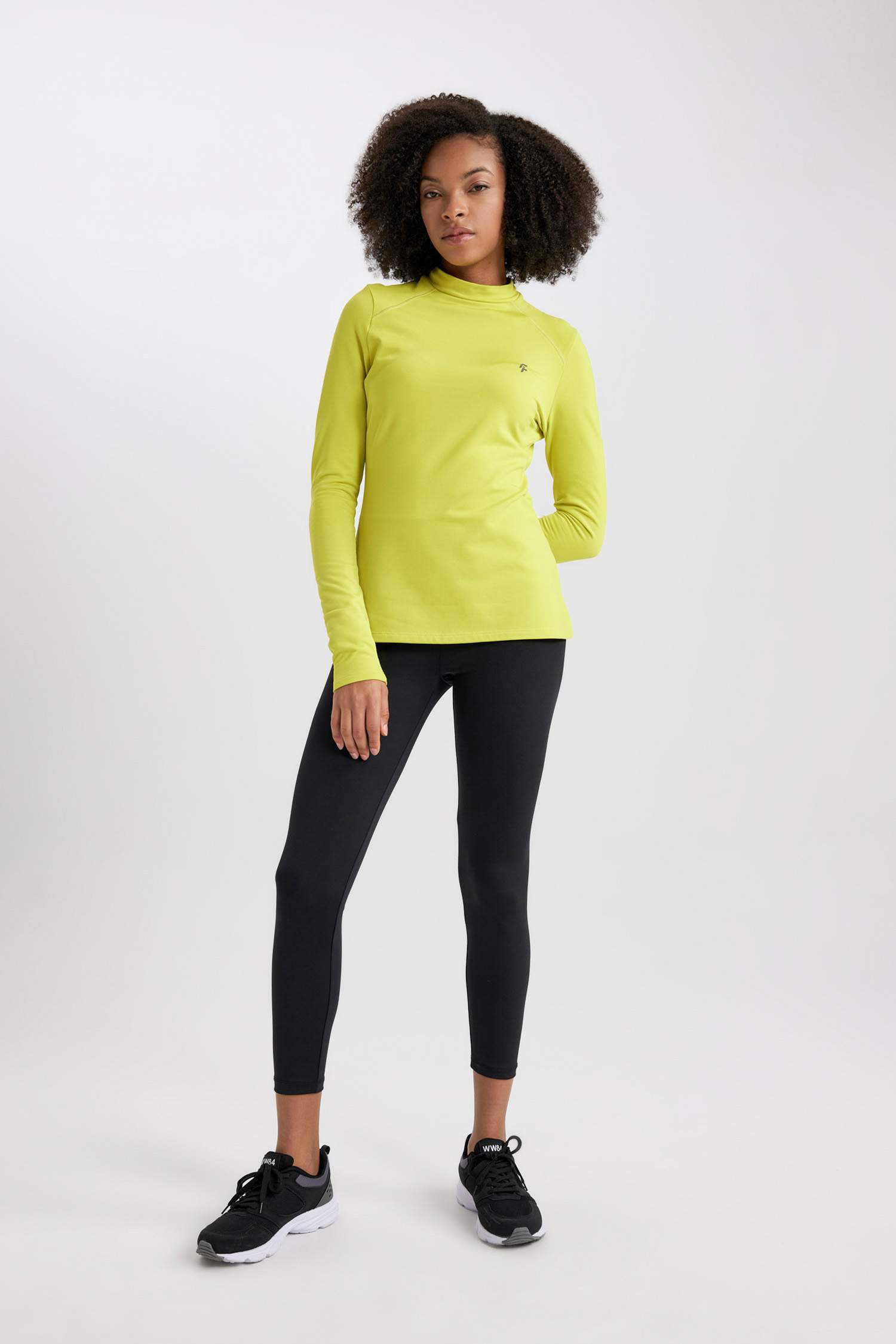 биік жаға слоган Ұзын жеңді футболка