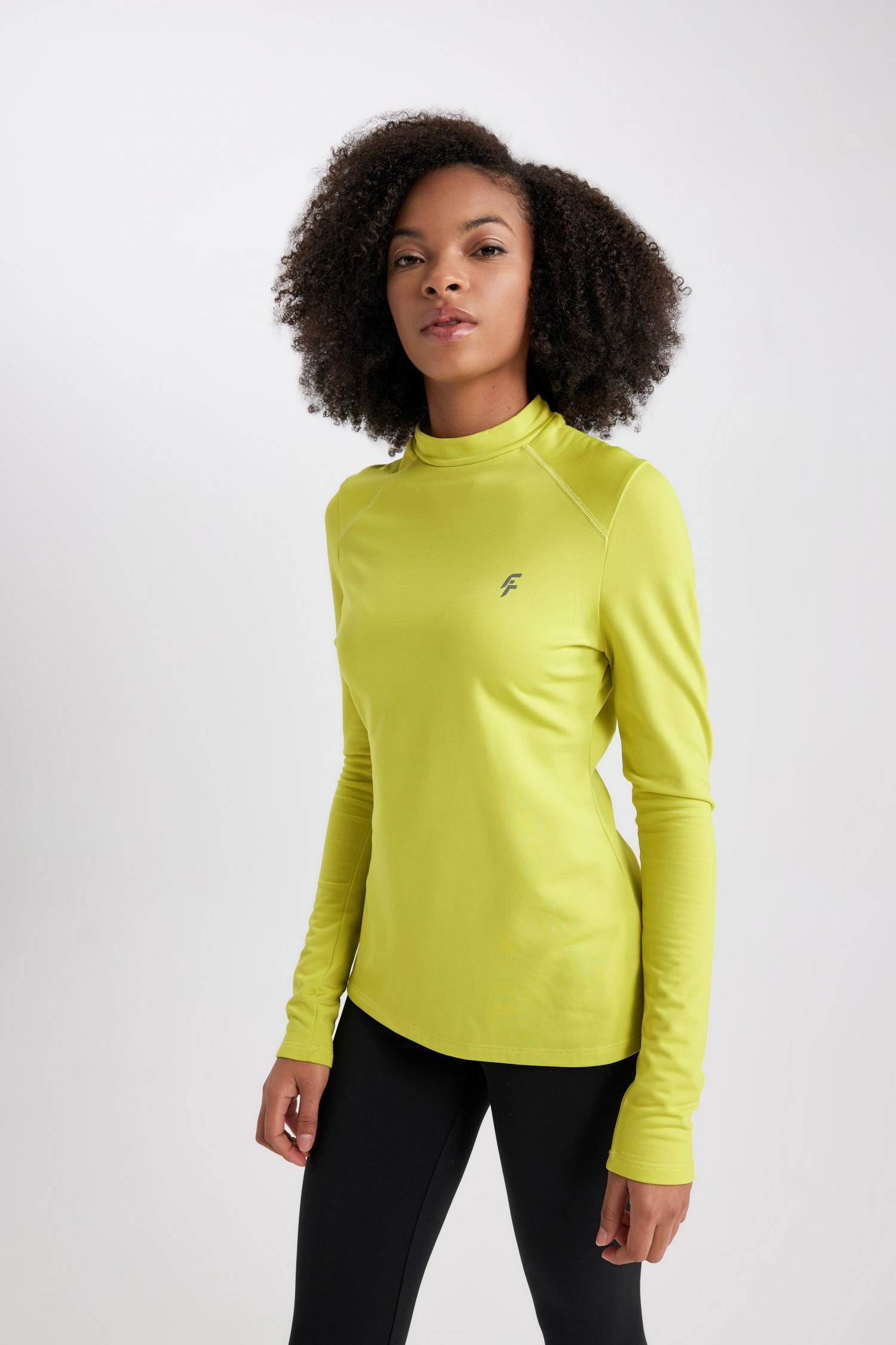 биік жаға слоган Ұзын жеңді футболка