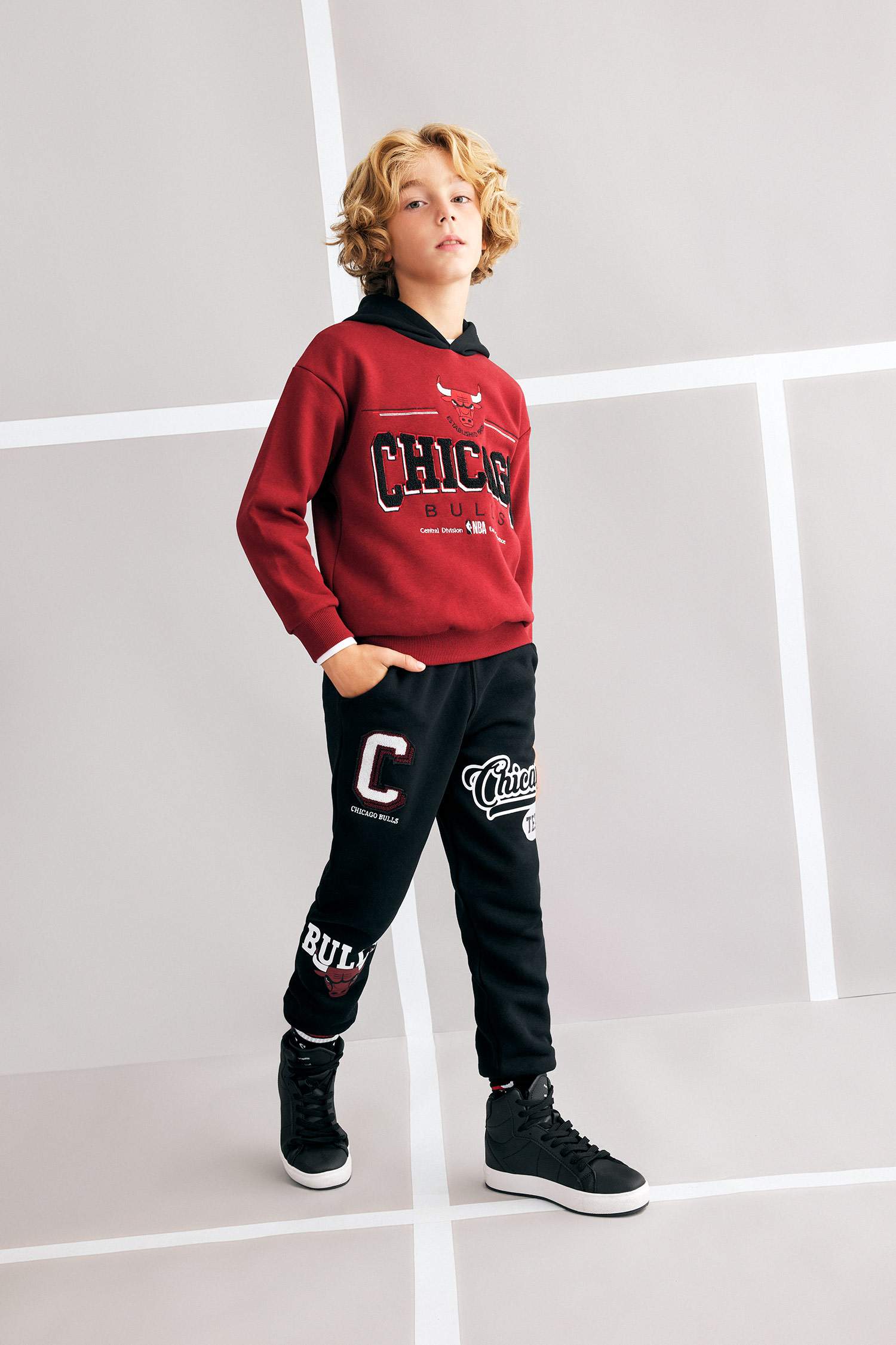 Світшот оверсайз Chicago Bulls з товстої тканини для хлопчиків