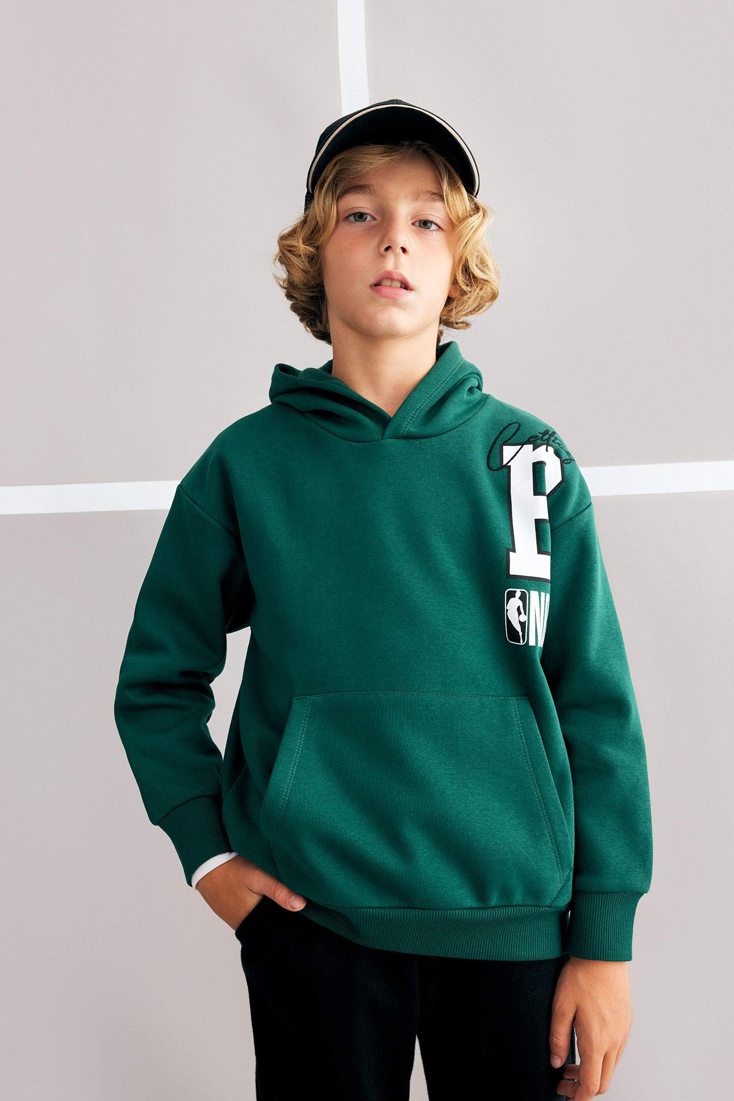 Boys on sale celtics sweatshirt