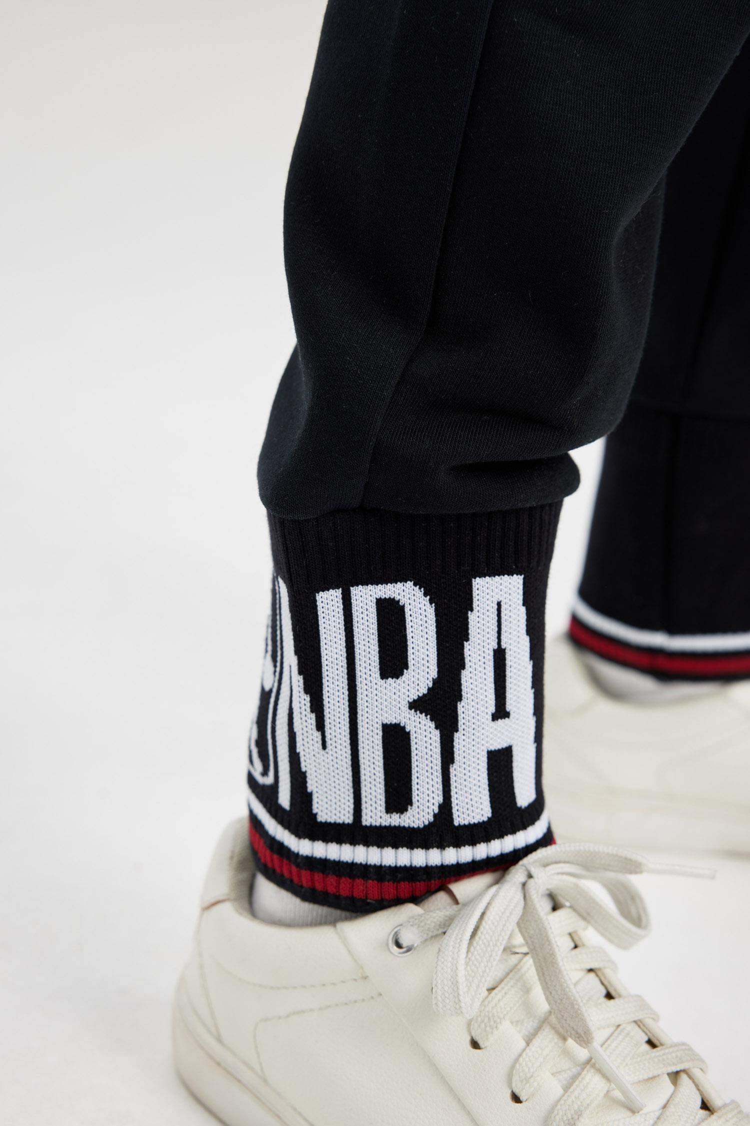 Boy NBA Wordmark Thick Sweatpants