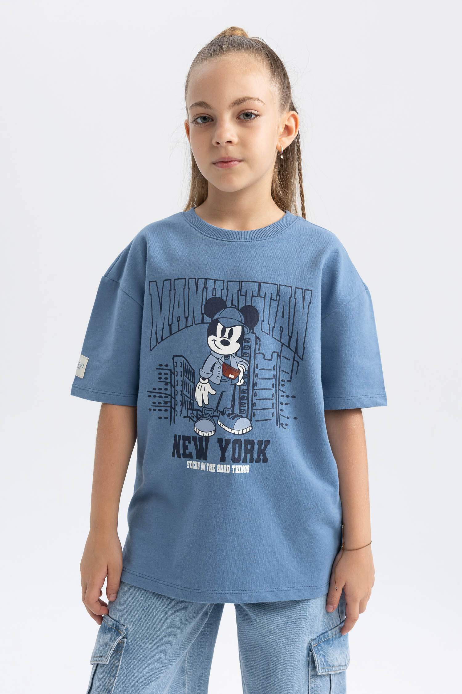 تيشيرت بناتي نص كم اوفر سايز بناتي من ديزني ميكي وميني