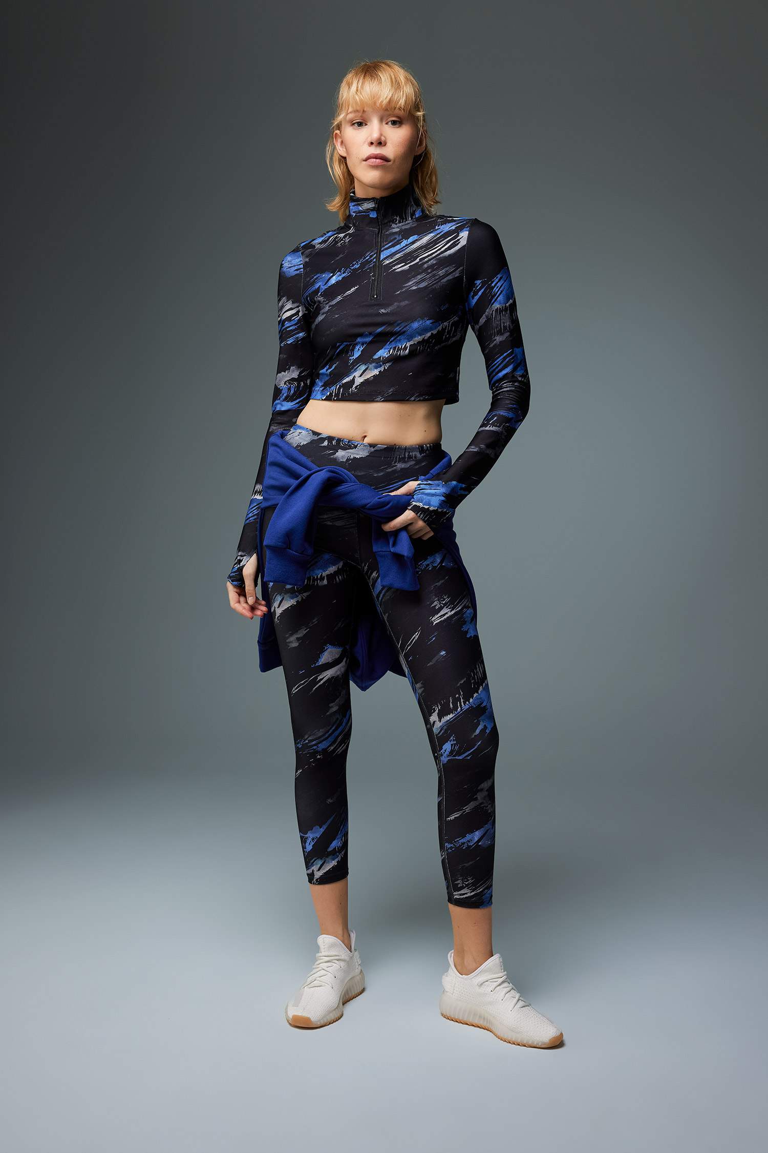 DeFactoFit Digital Printed Long Sleeve Crop T-Shirt