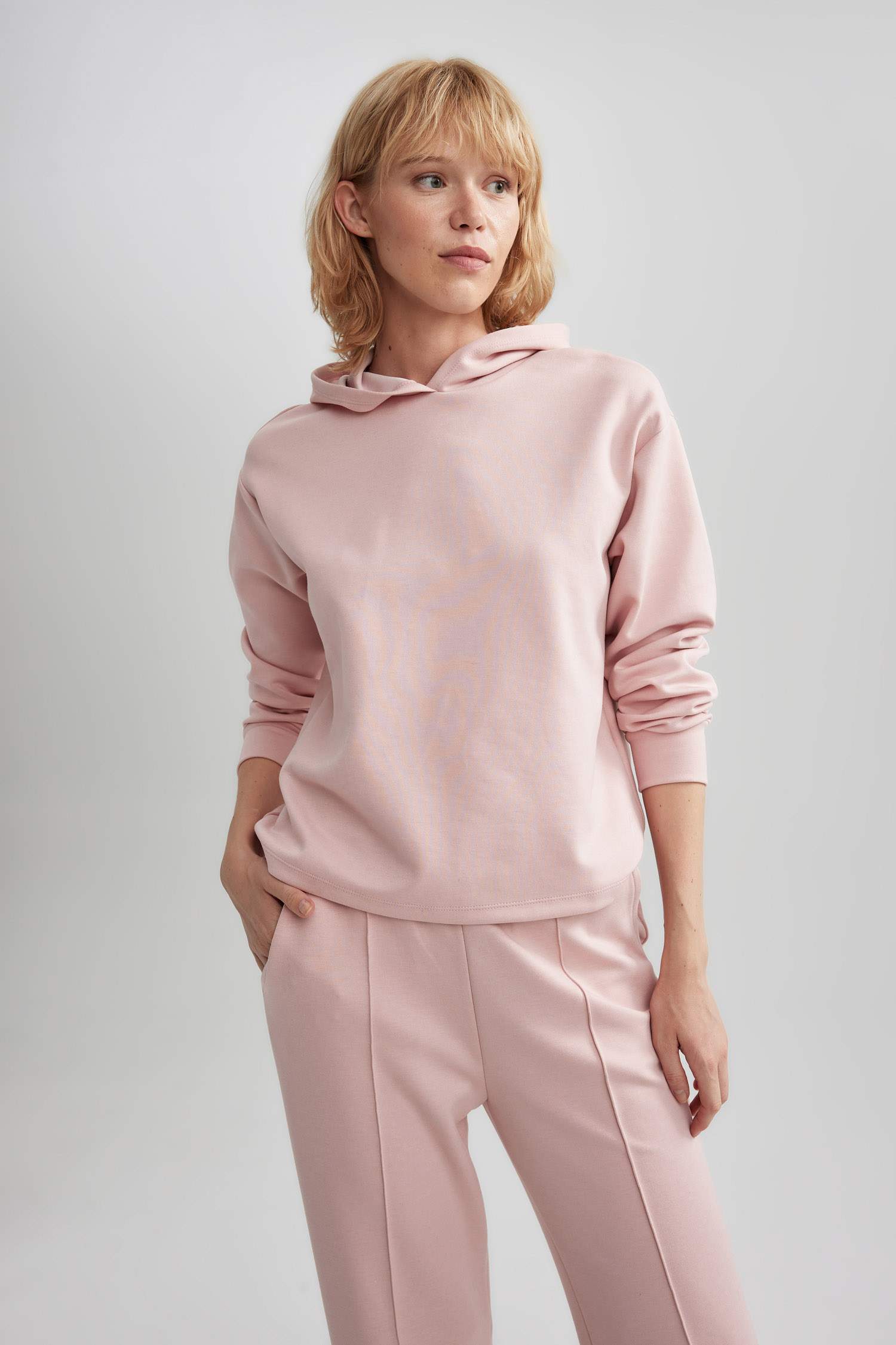 DeFactoFit Standard Fit Hooded Scuba Sports Basic Sweatshirt