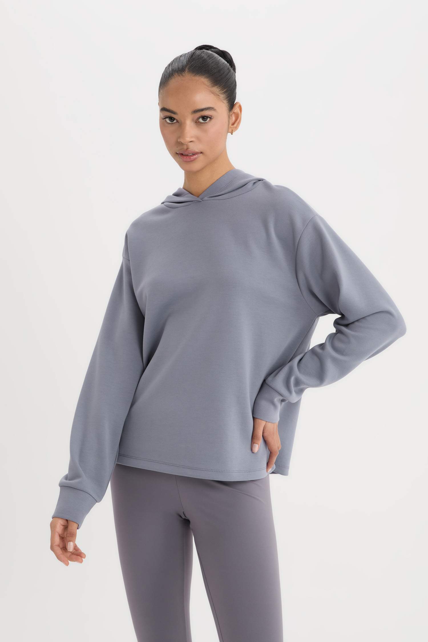 سويت شيرت رياضي قصة عادية قماش سكوبا من DeFactoFit