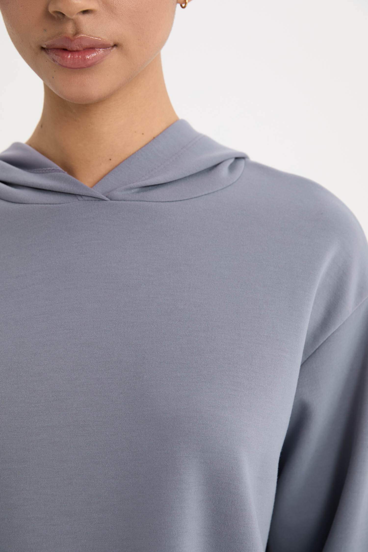 سويت شيرت رياضي قصة عادية قماش سكوبا من DeFactoFit