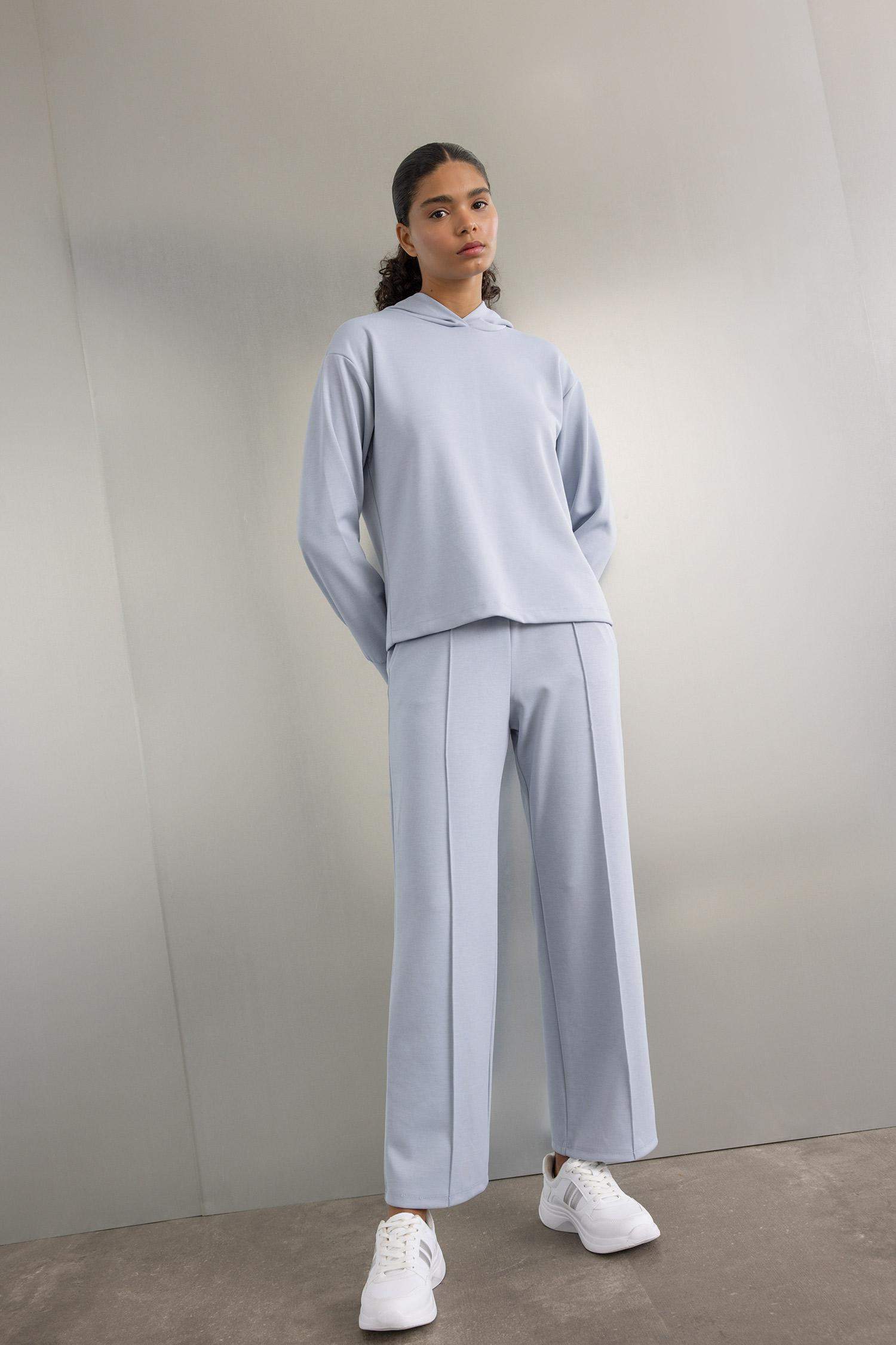 DeFactoFit Sporcu Jogger İnce Eşofman Altı Basic Düz Standart Fit Geniş Paça Skuba Dalgıç Kumaş