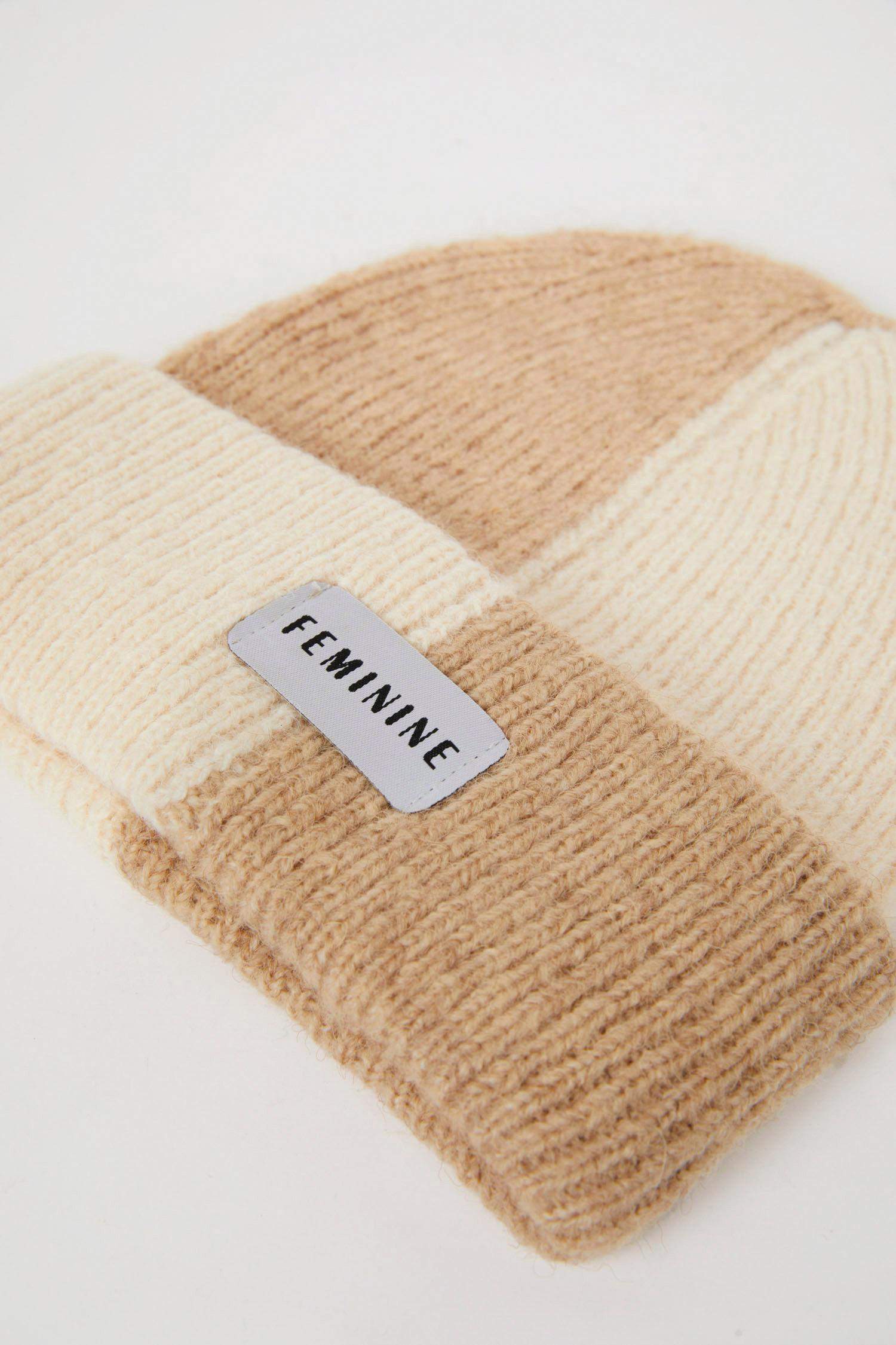 Woman Woven Labeled Wool Acrylic Knit Beanie