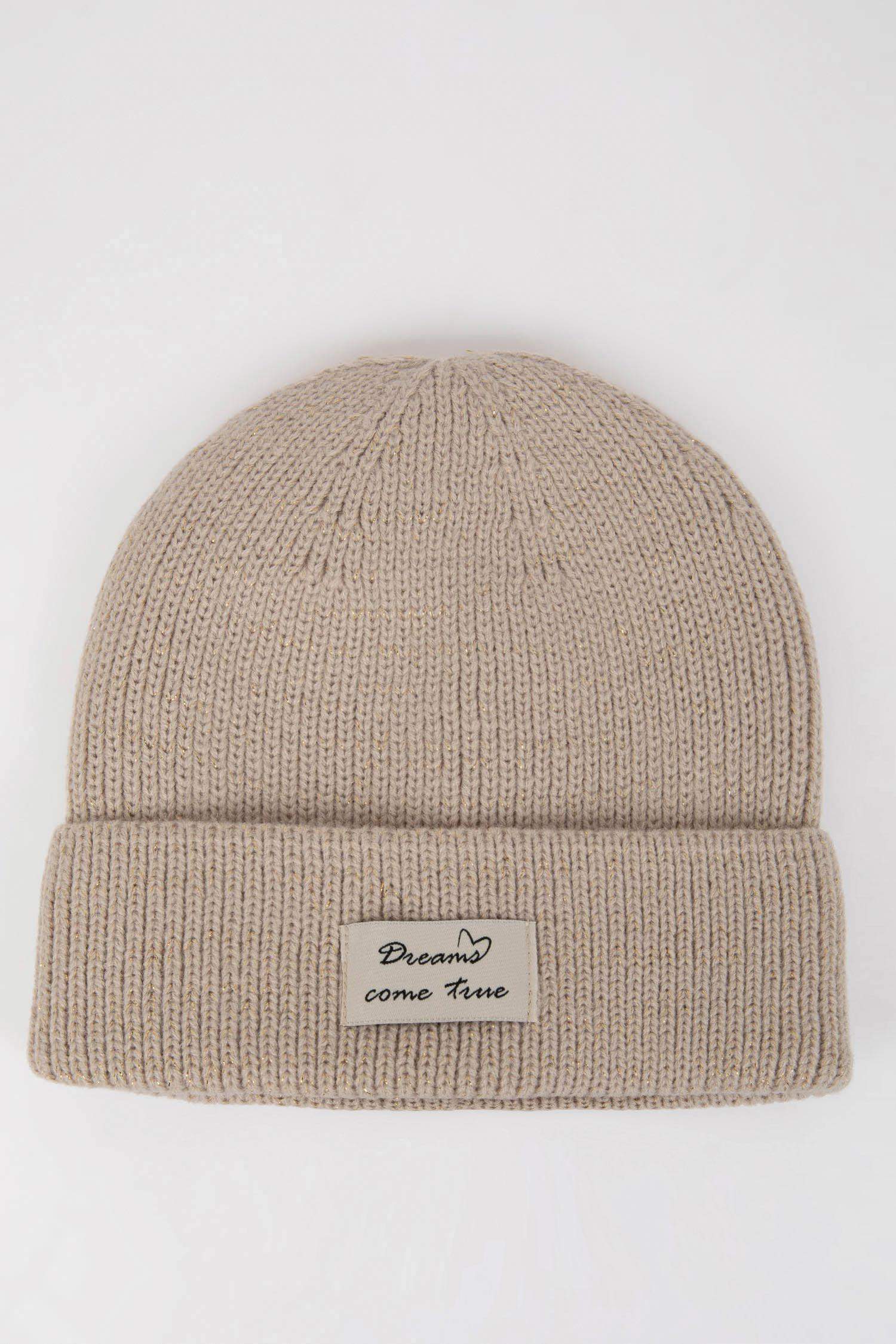 Шапка для женщин