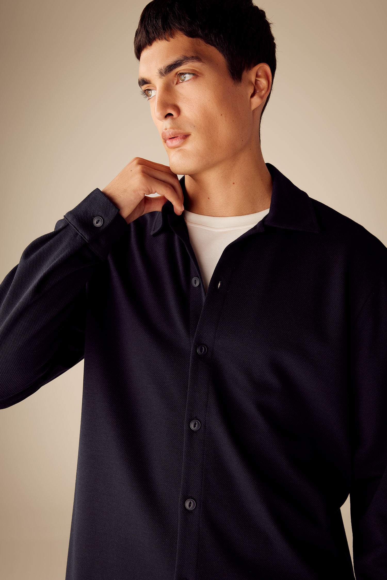 قميص بولو ردن طويل قصة عادية