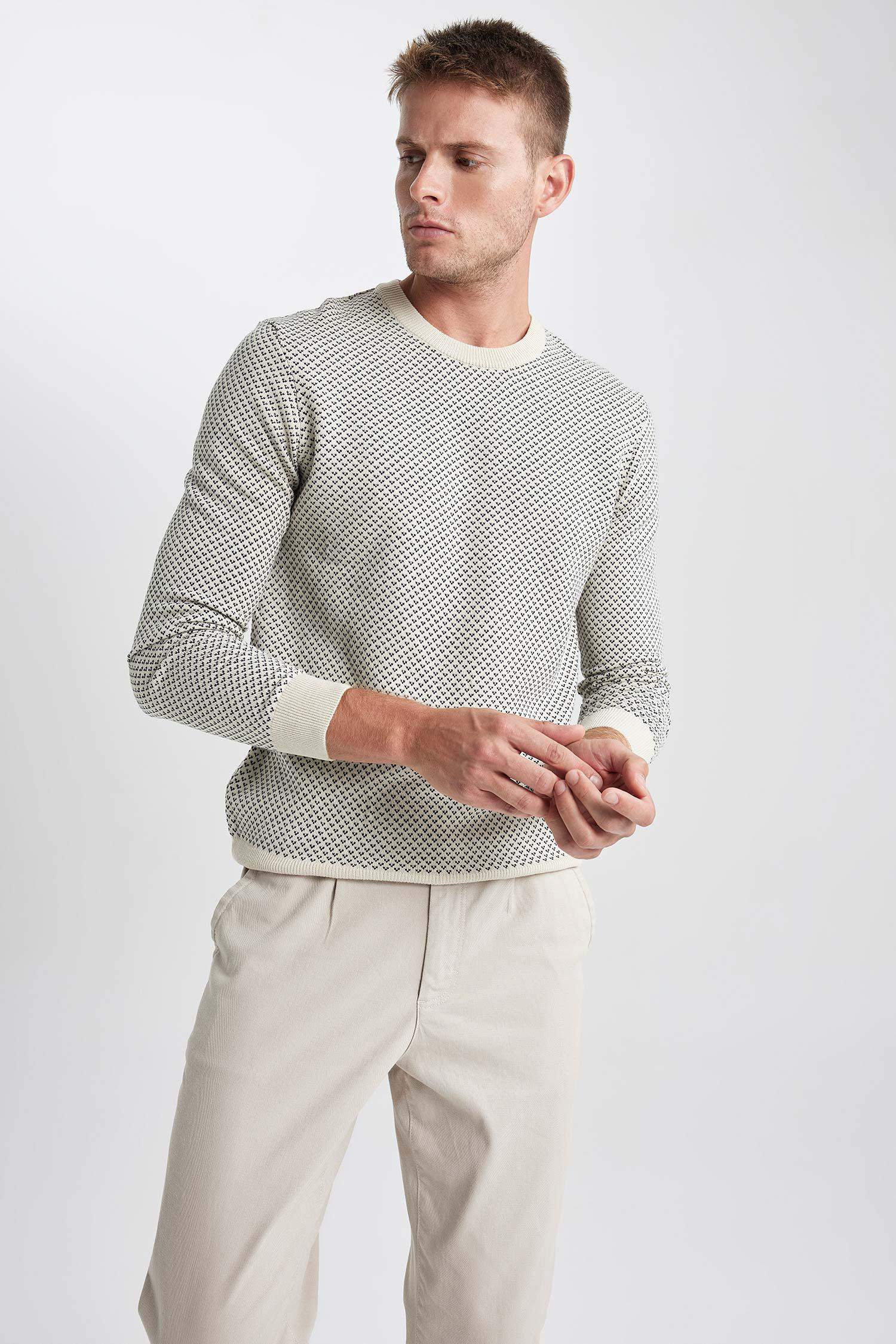 Pull en tricot Coupe Standard Col Rond