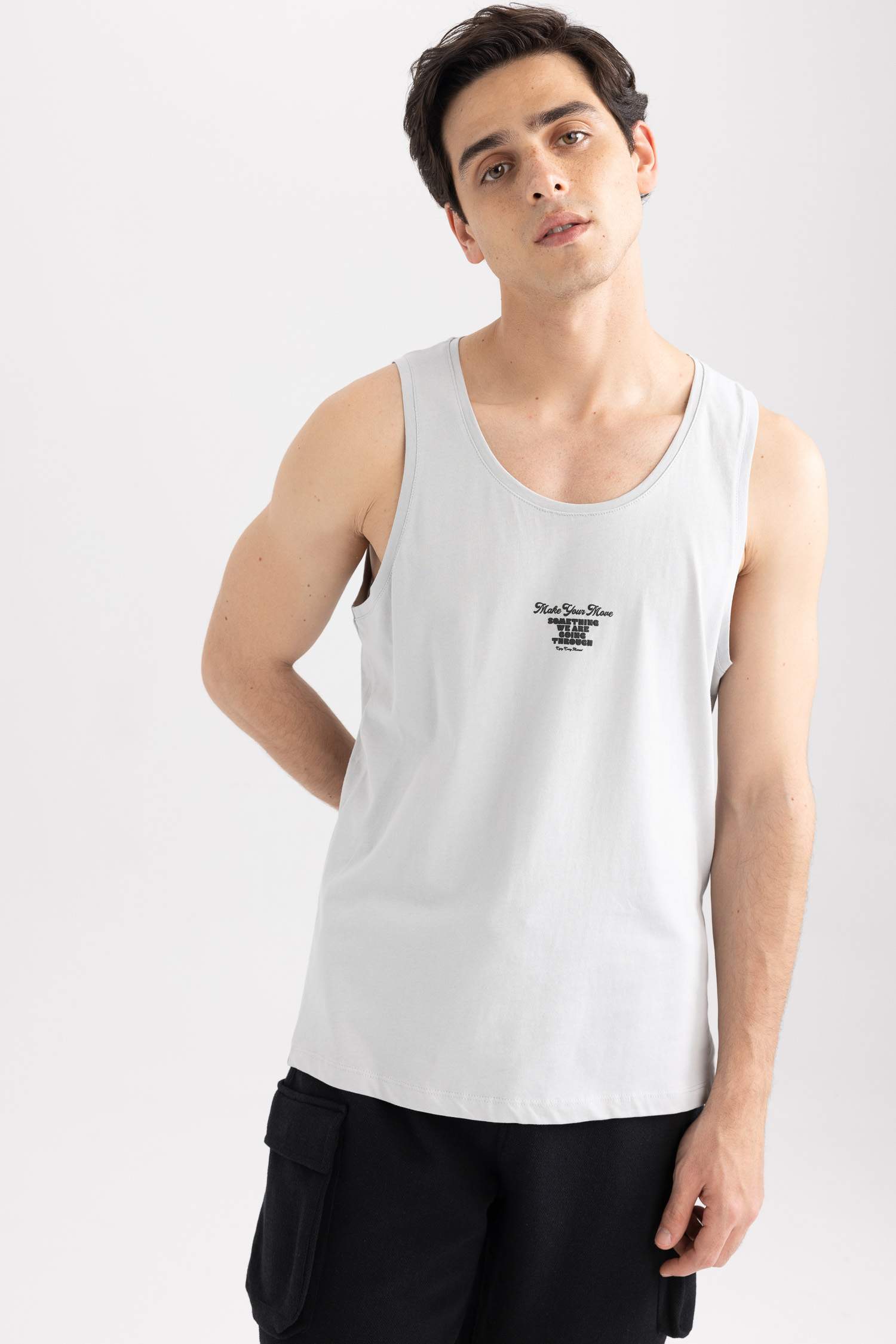 Slim Fit Printed Crew Neck Sleeveless Singlet