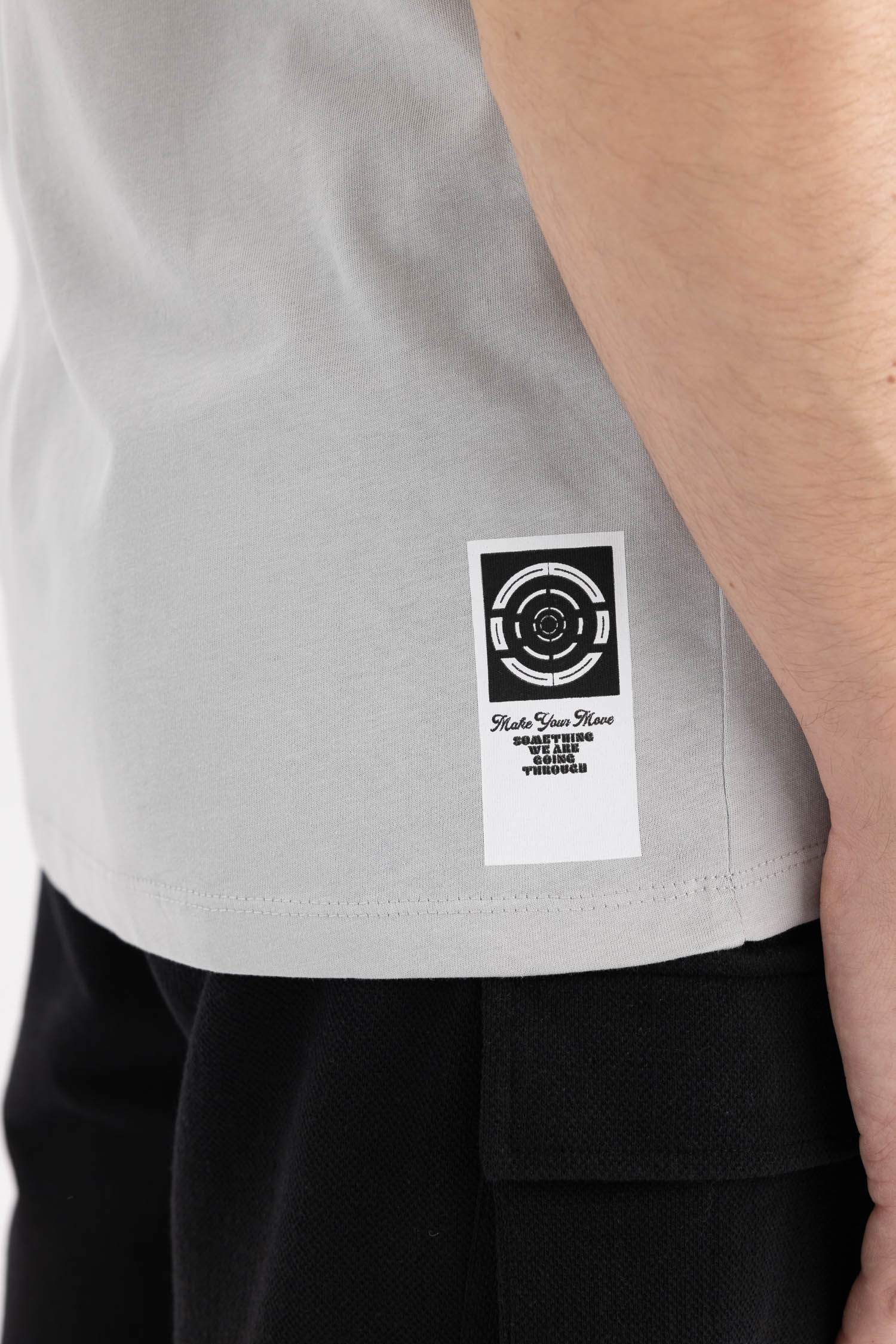 Slim Fit Printed Crew Neck Sleeveless Singlet