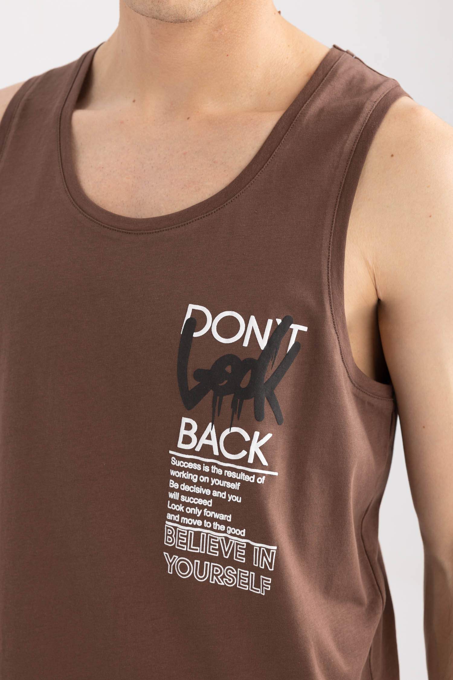 Майка приталенного кроя с принтом из 100% хлопка