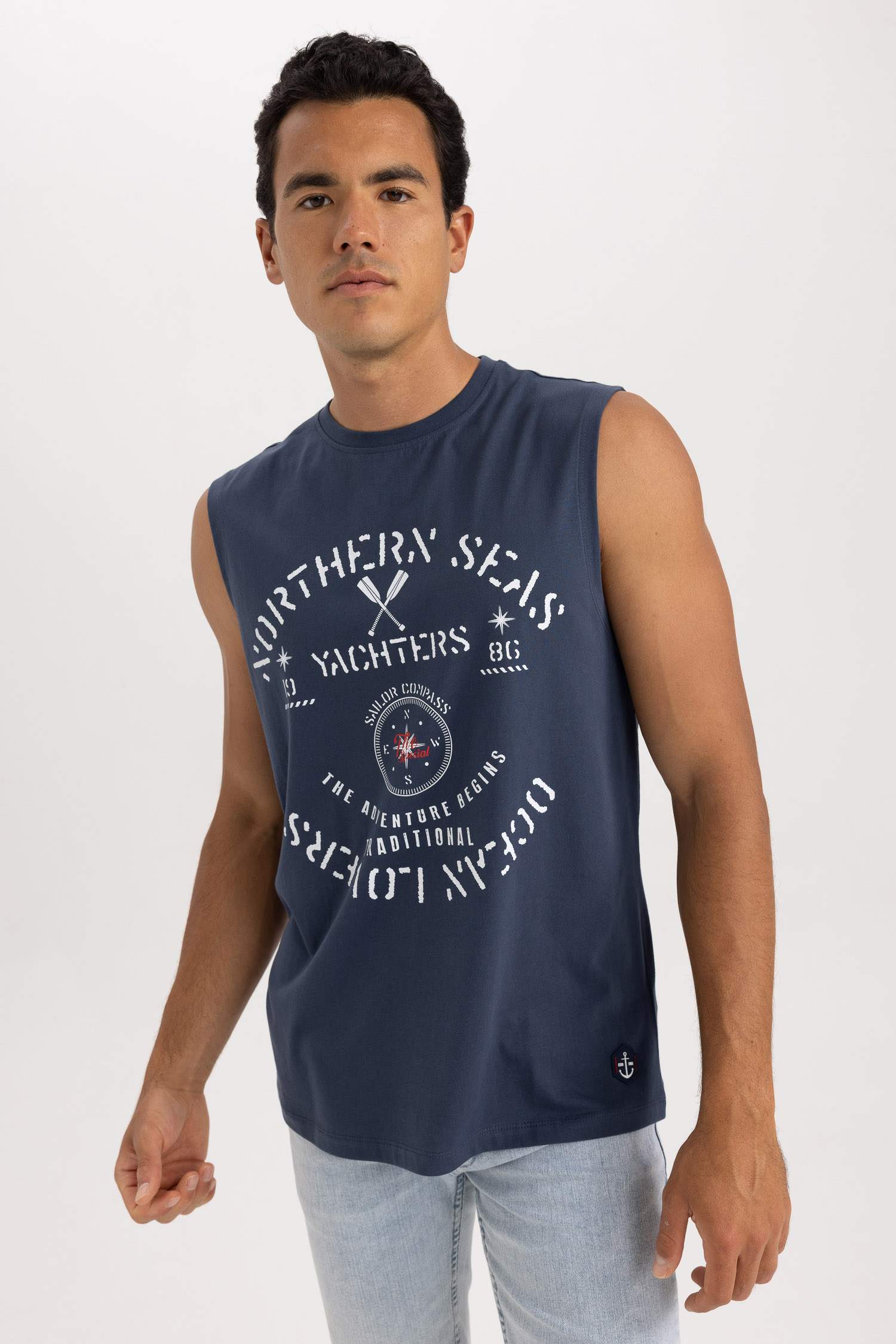 تيشيرت كت قصة عادية بدون كم