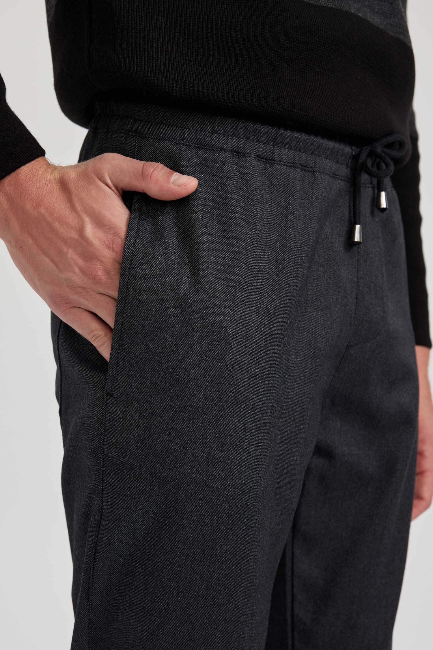 بنطلون جوجر