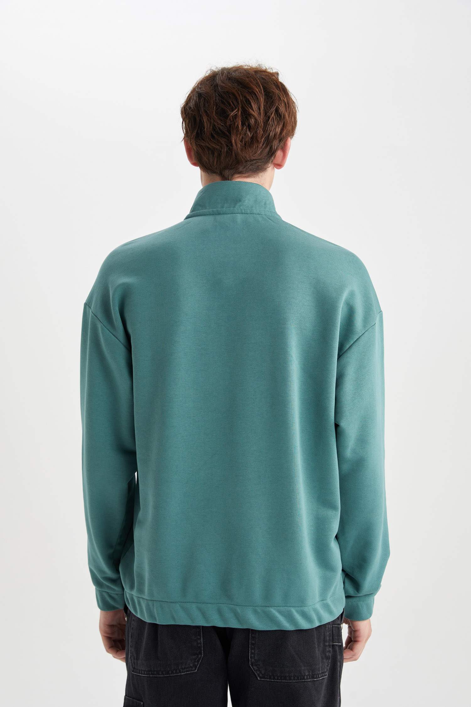 سويت شيرت مطبوع اوفر سايز بياقة عالية