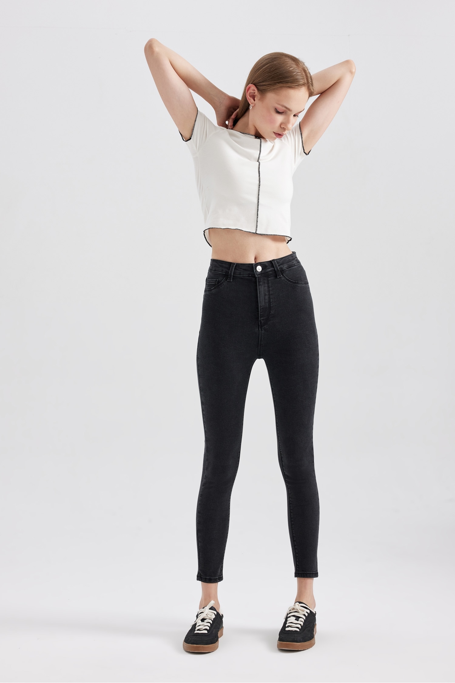 بنطلون جينز