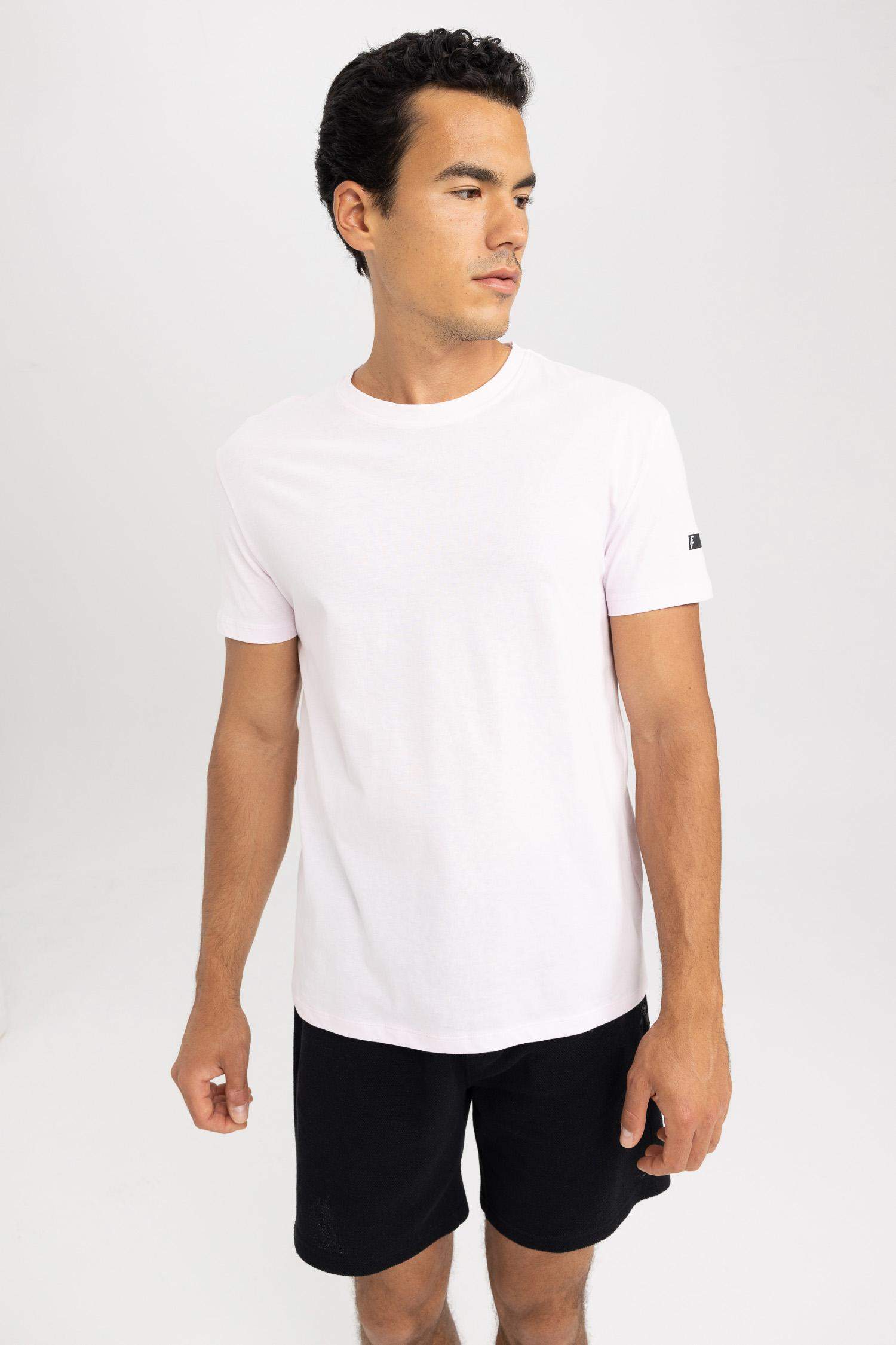 Standard Fit Crew Neck Printed T-Shirt