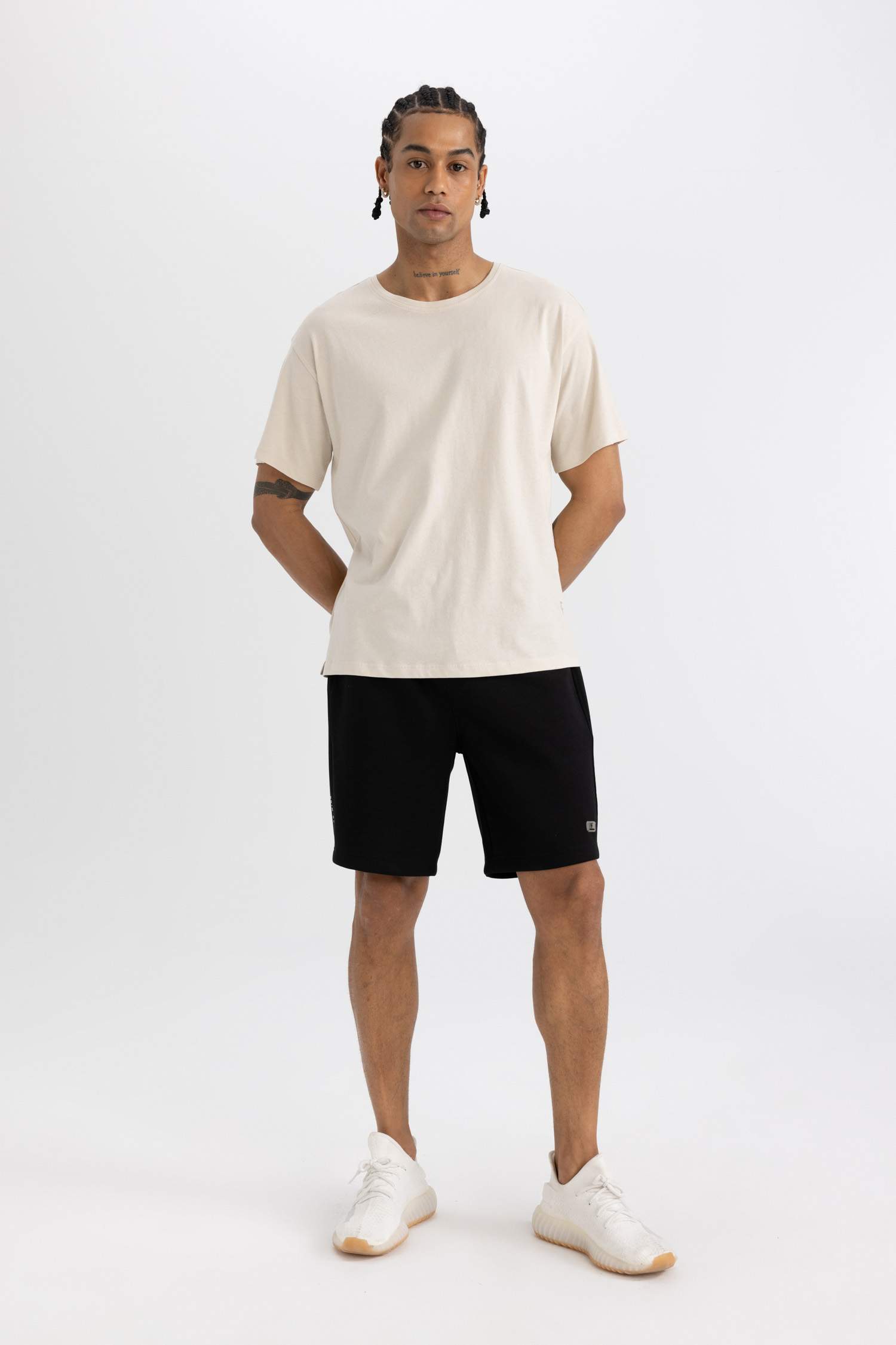 DeFactoFit Standard Fit Crest Printed T-Shirt