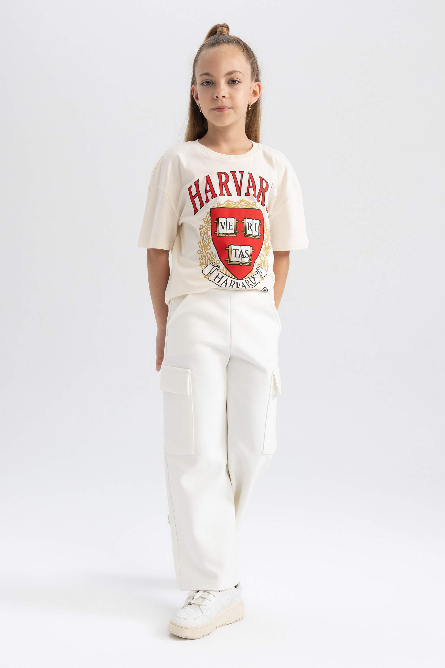 تيشيرت اوفر سايز بناتي نص ردن من جامعة هارفرد