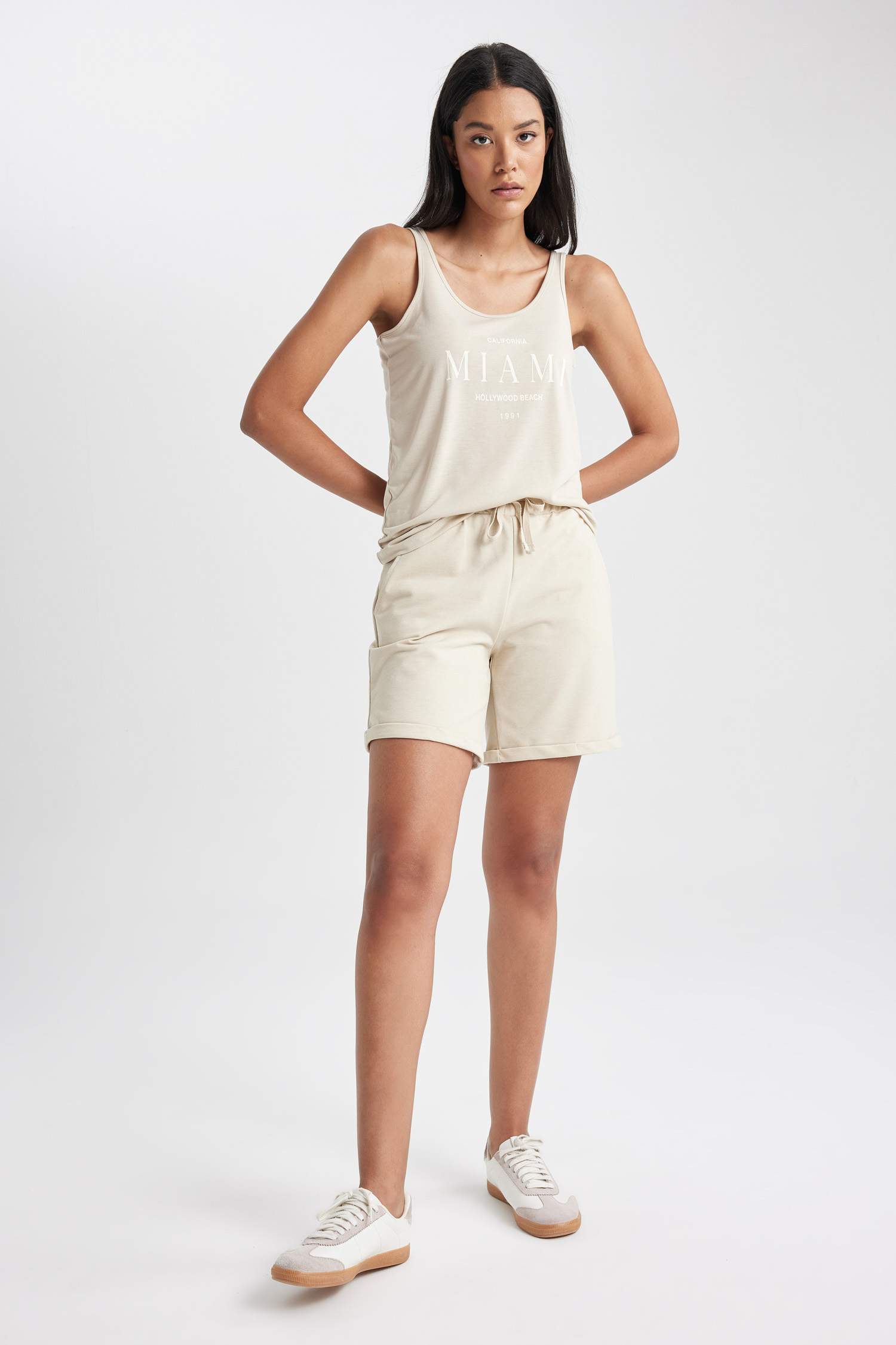 Regular Fit Crew Neck Singlet